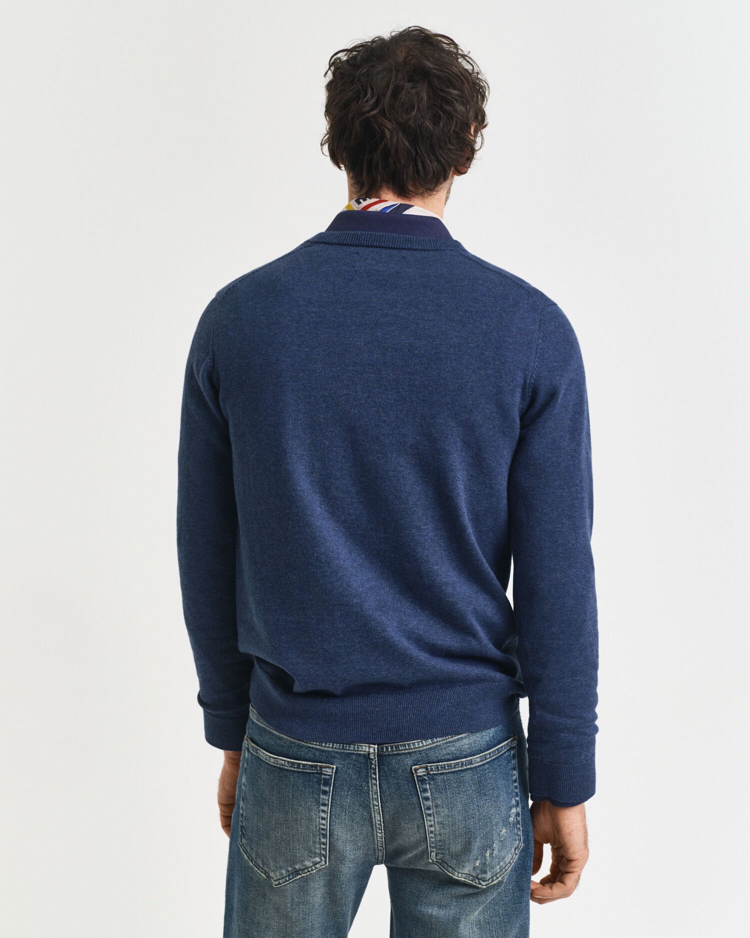 Pull col V en coton classique