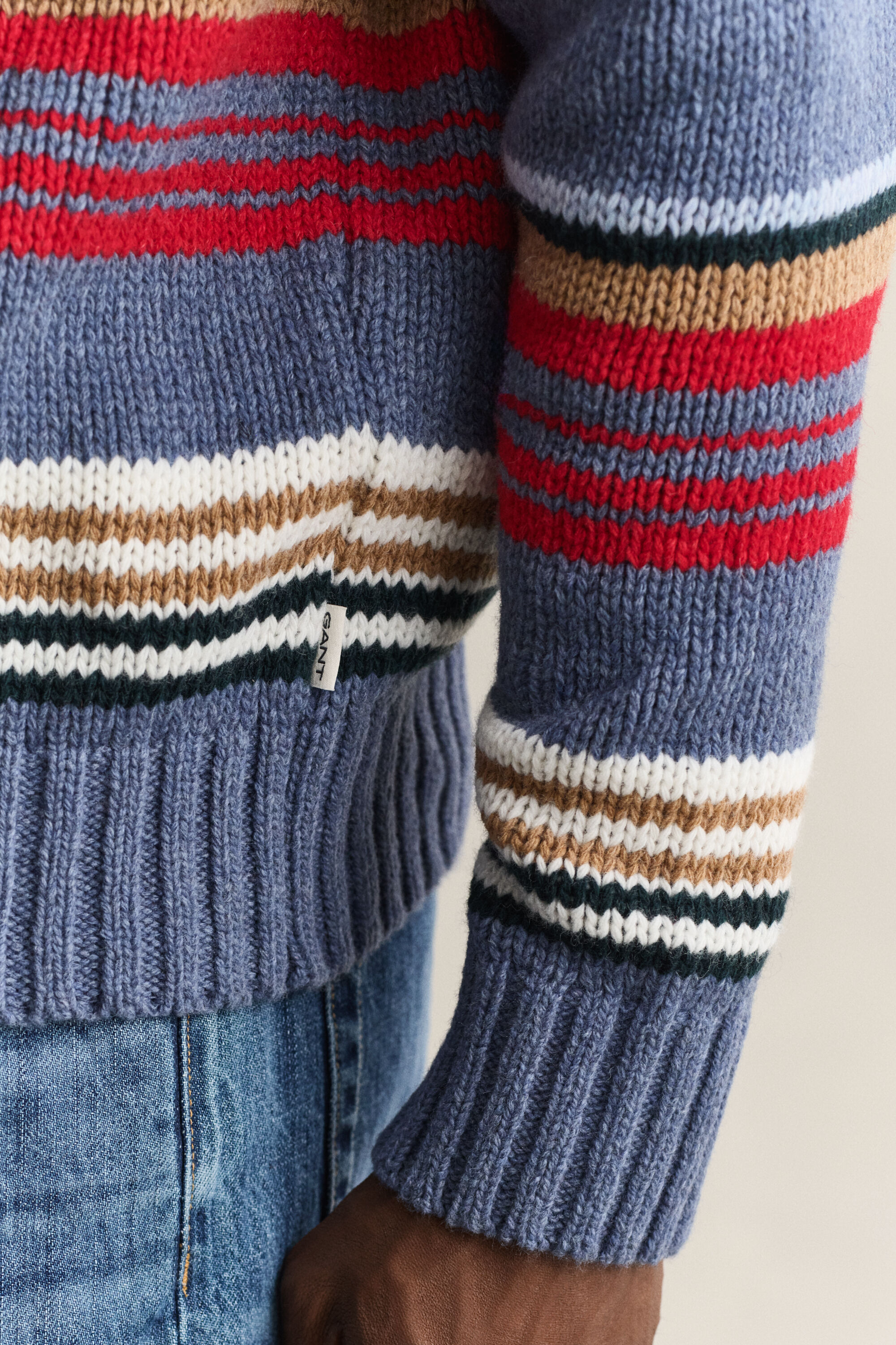 Pull col rond à rayures multicolores