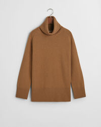 Pull col roulé avec finitions à chevrons