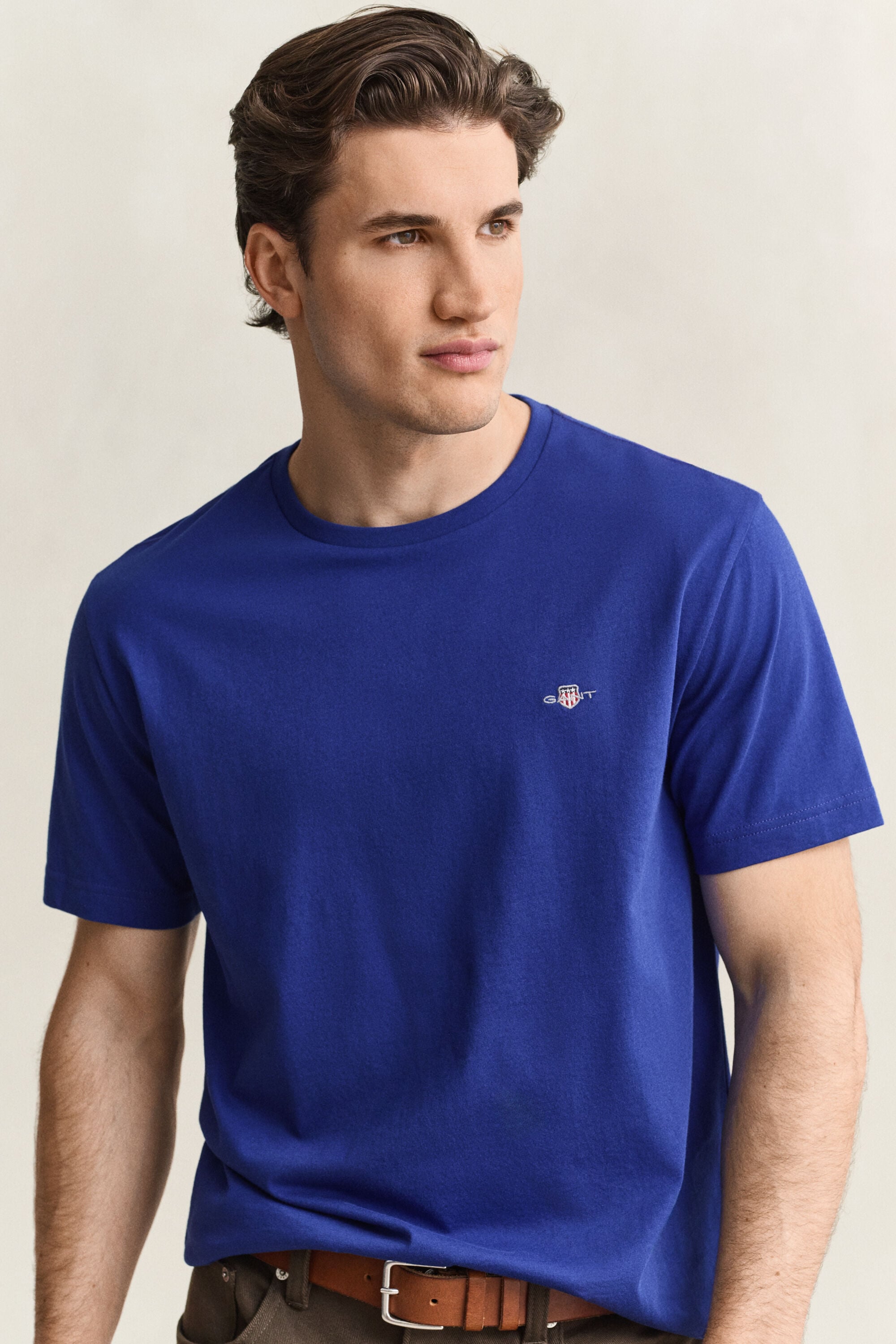 T-shirt coupe regular avec écusson