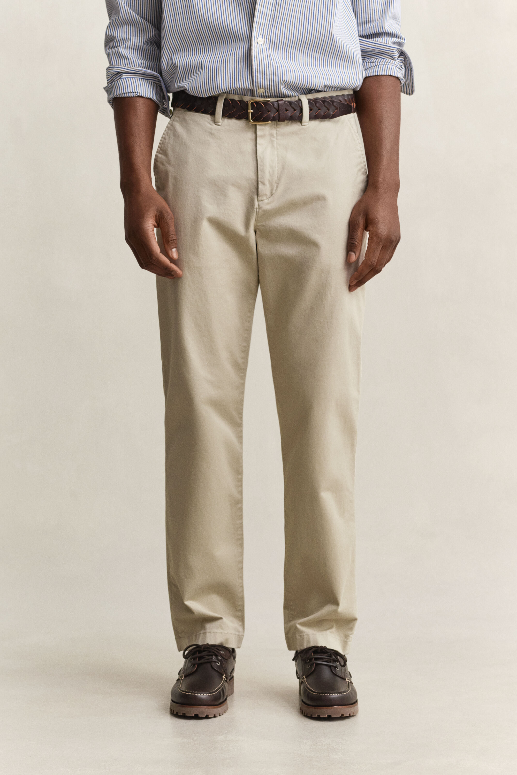 Pantalon chino classique coupe regular