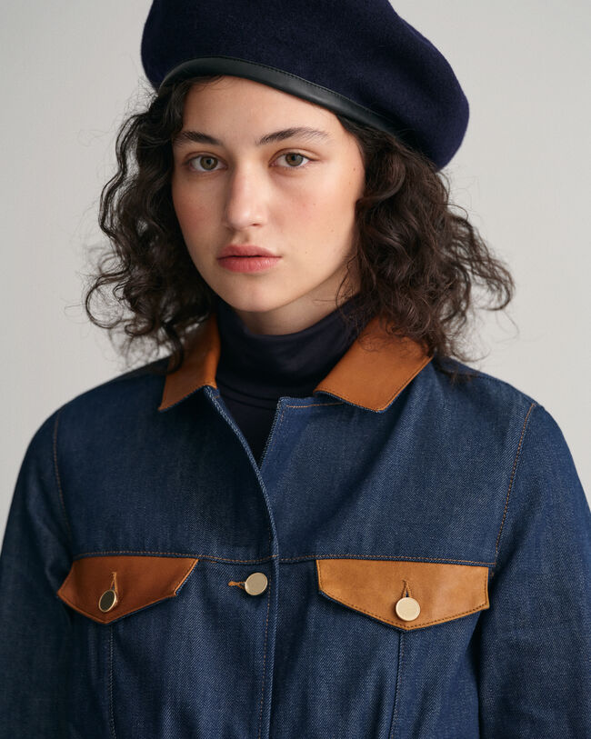 Veste en denim avec finitions en cuir