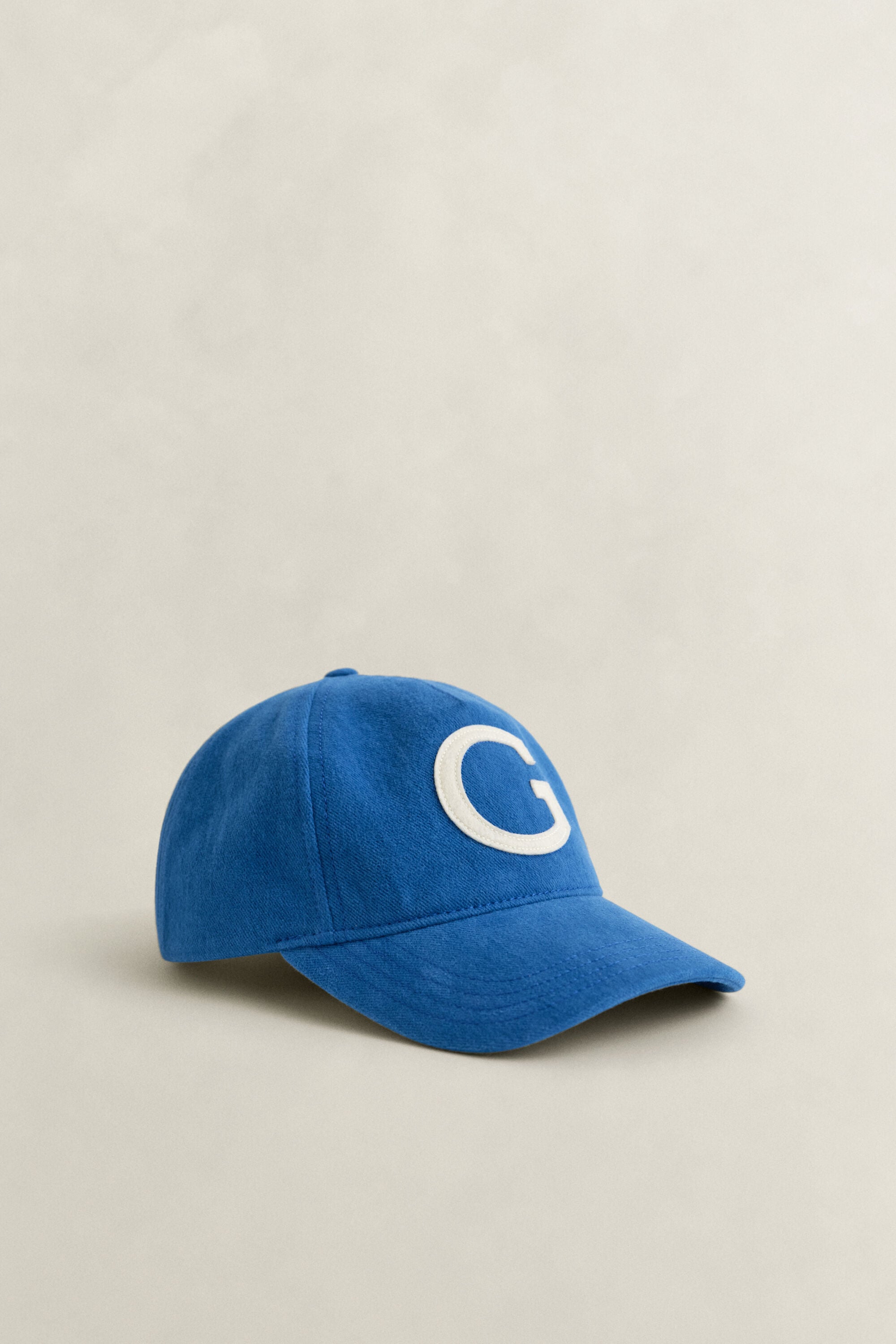 Casquette en moleskine avec écusson G