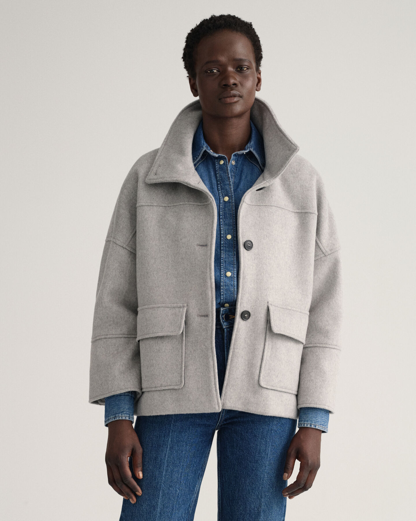 Veste courte en laine mélangée