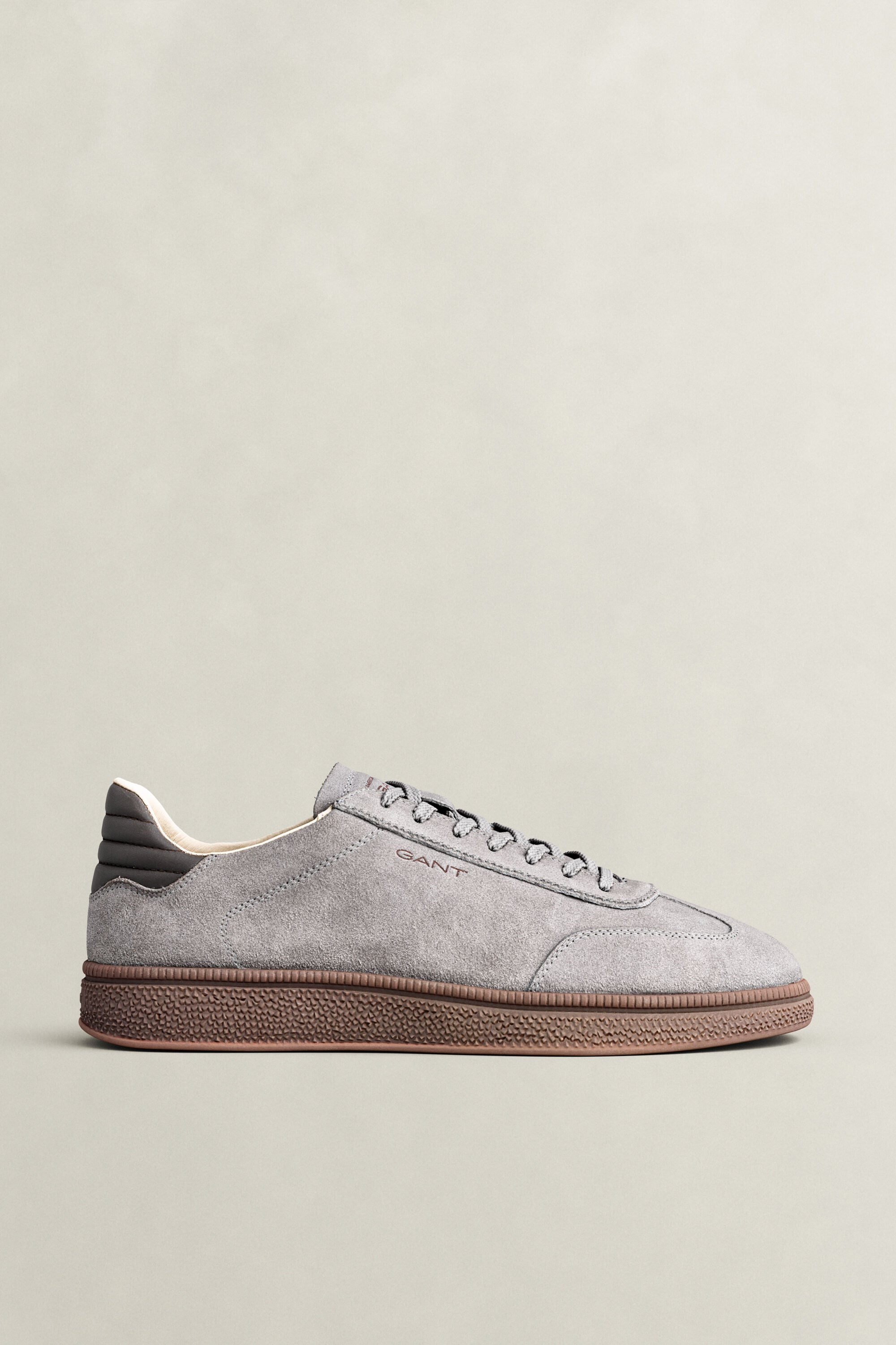 Baskets en daim Cuzmo