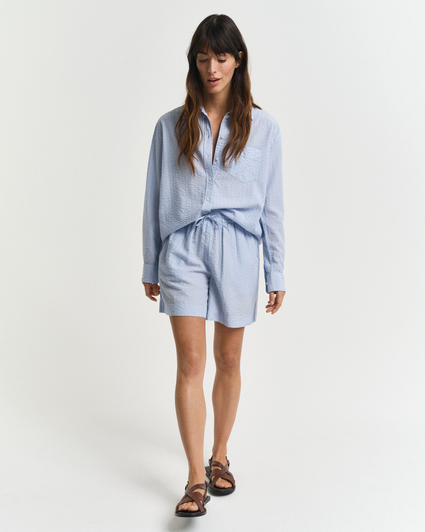 Short &agrave; rayures ton sur ton en seersucker