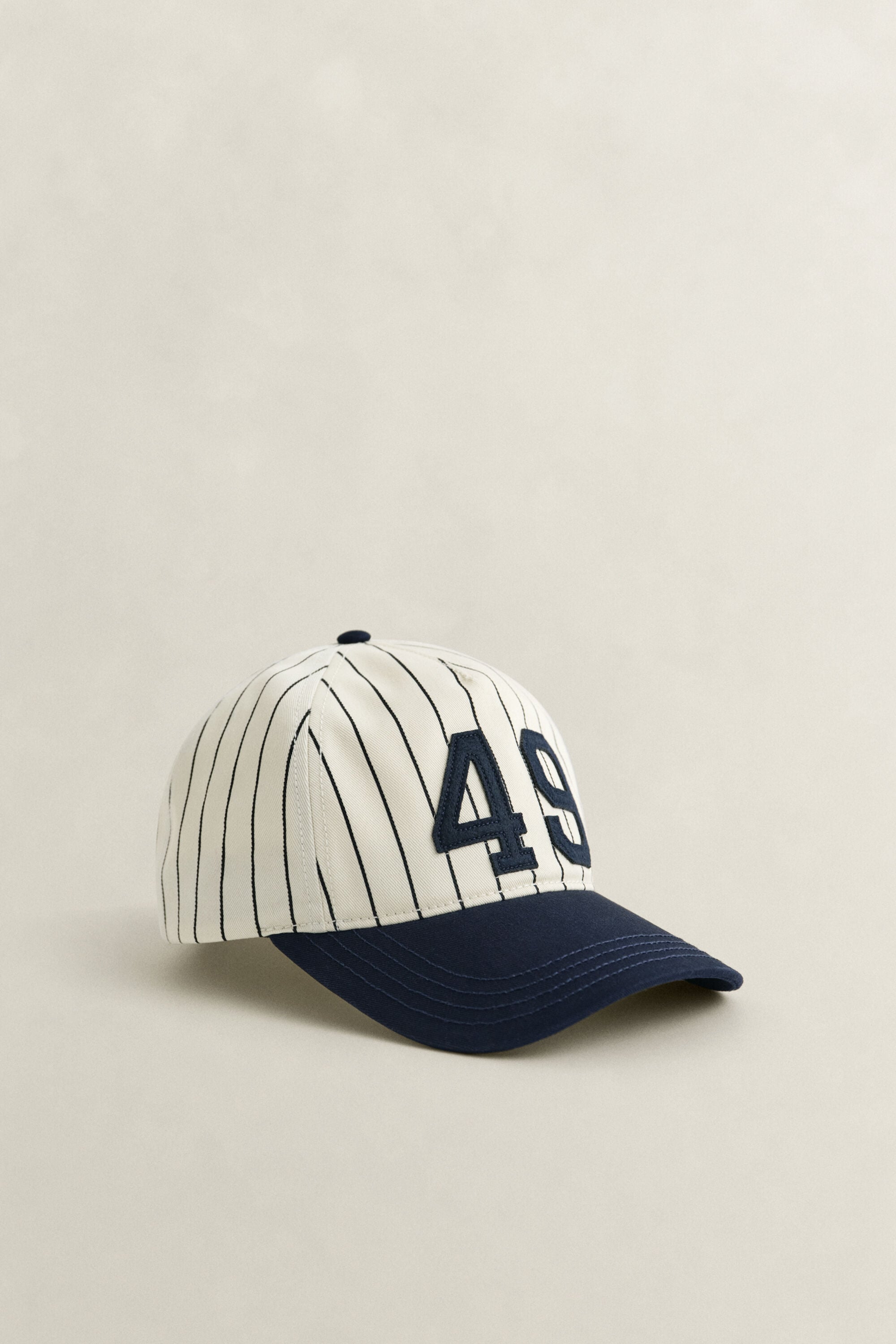 Casquette à rayures