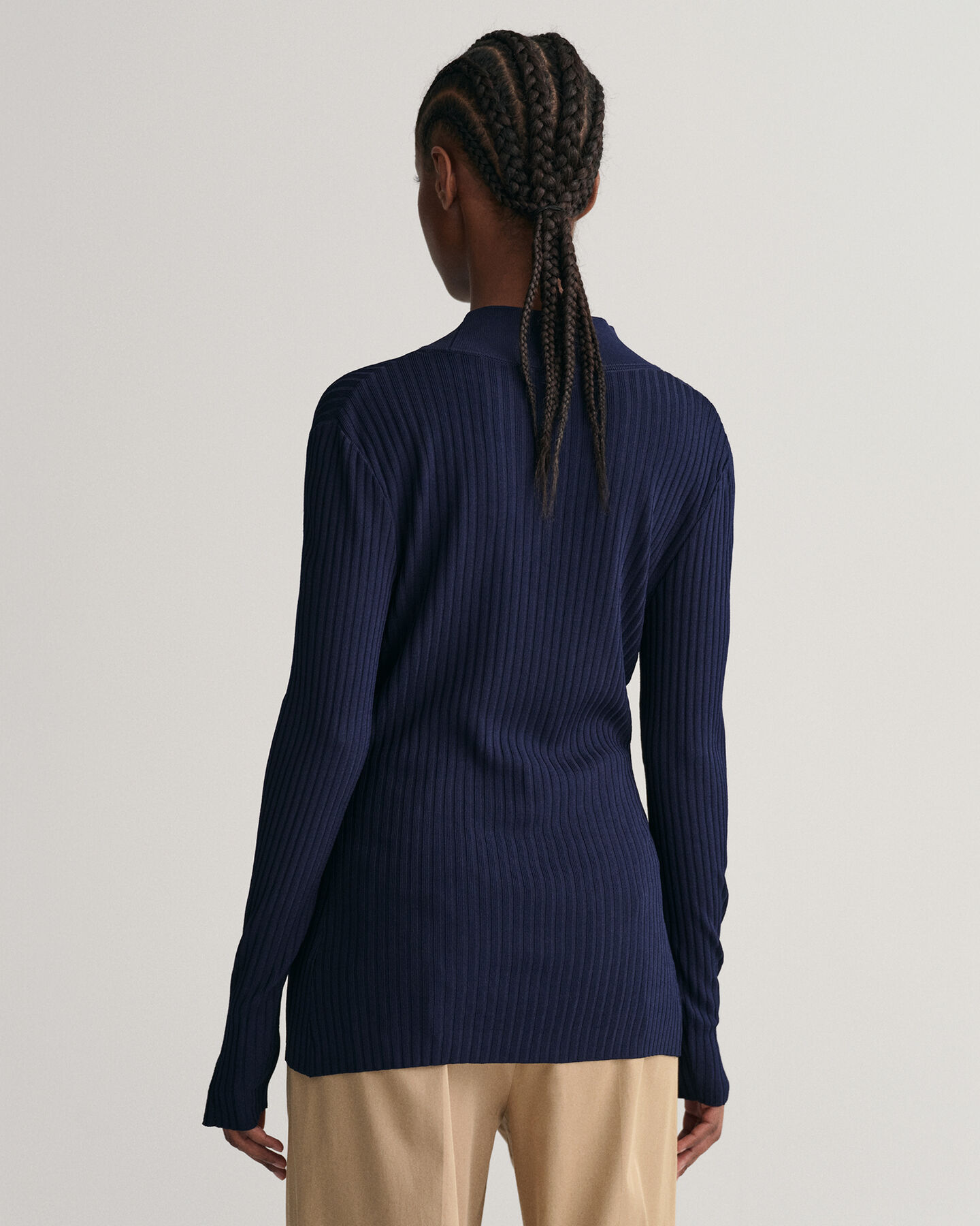 Haut col V c&ocirc;tel&eacute; &agrave; manches longues