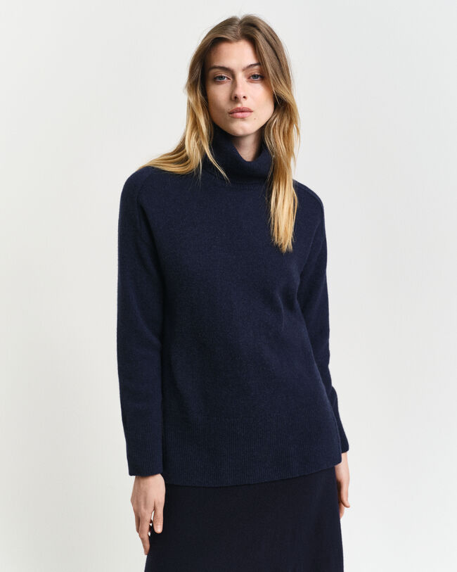 Pull col roulé avec finitions à chevrons