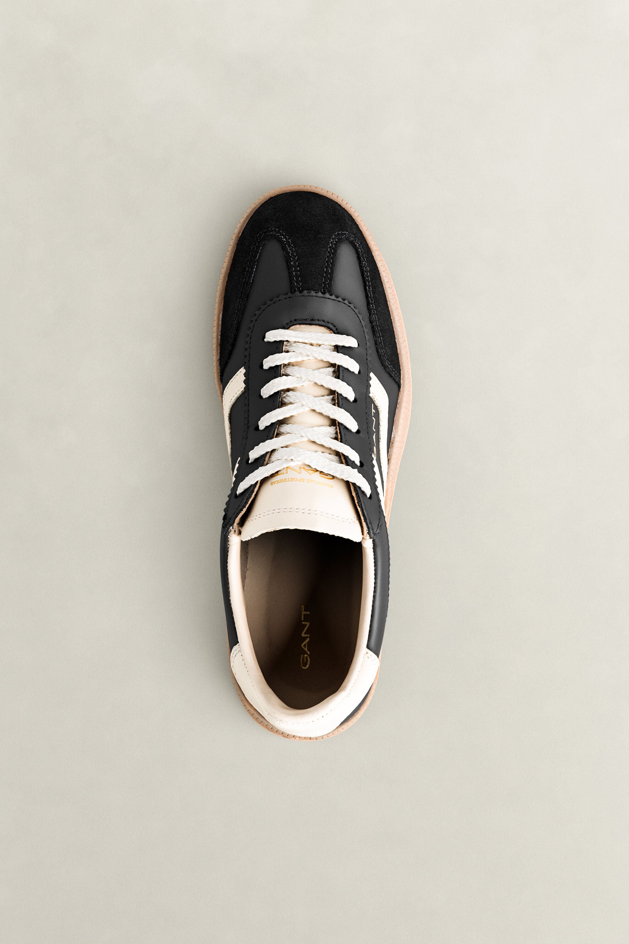 Baskets en daim et cuir Cuzima