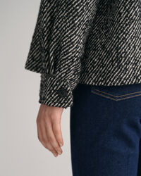 Veste courte en laine avec motif