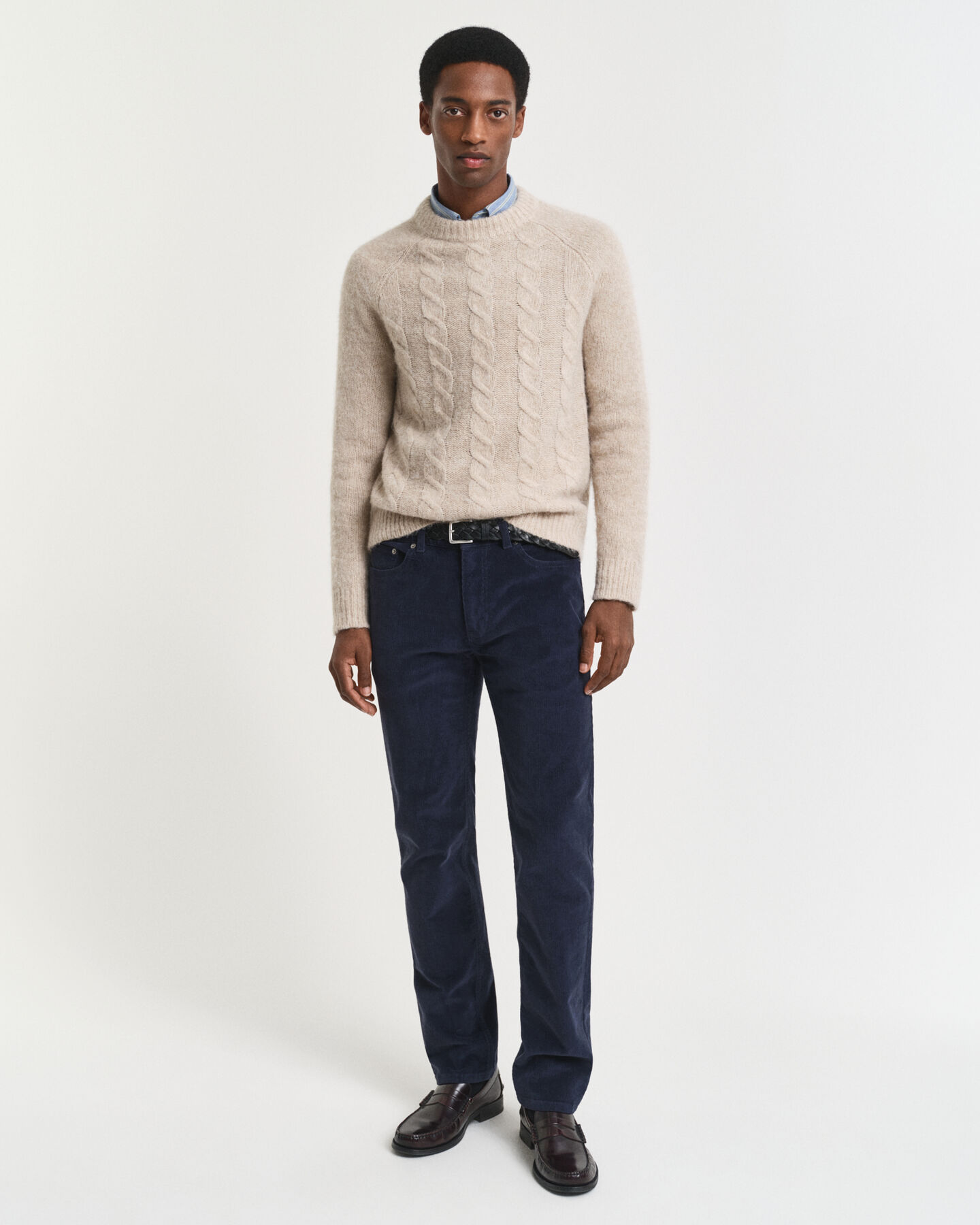 Jean regular fit en velours côtelé
