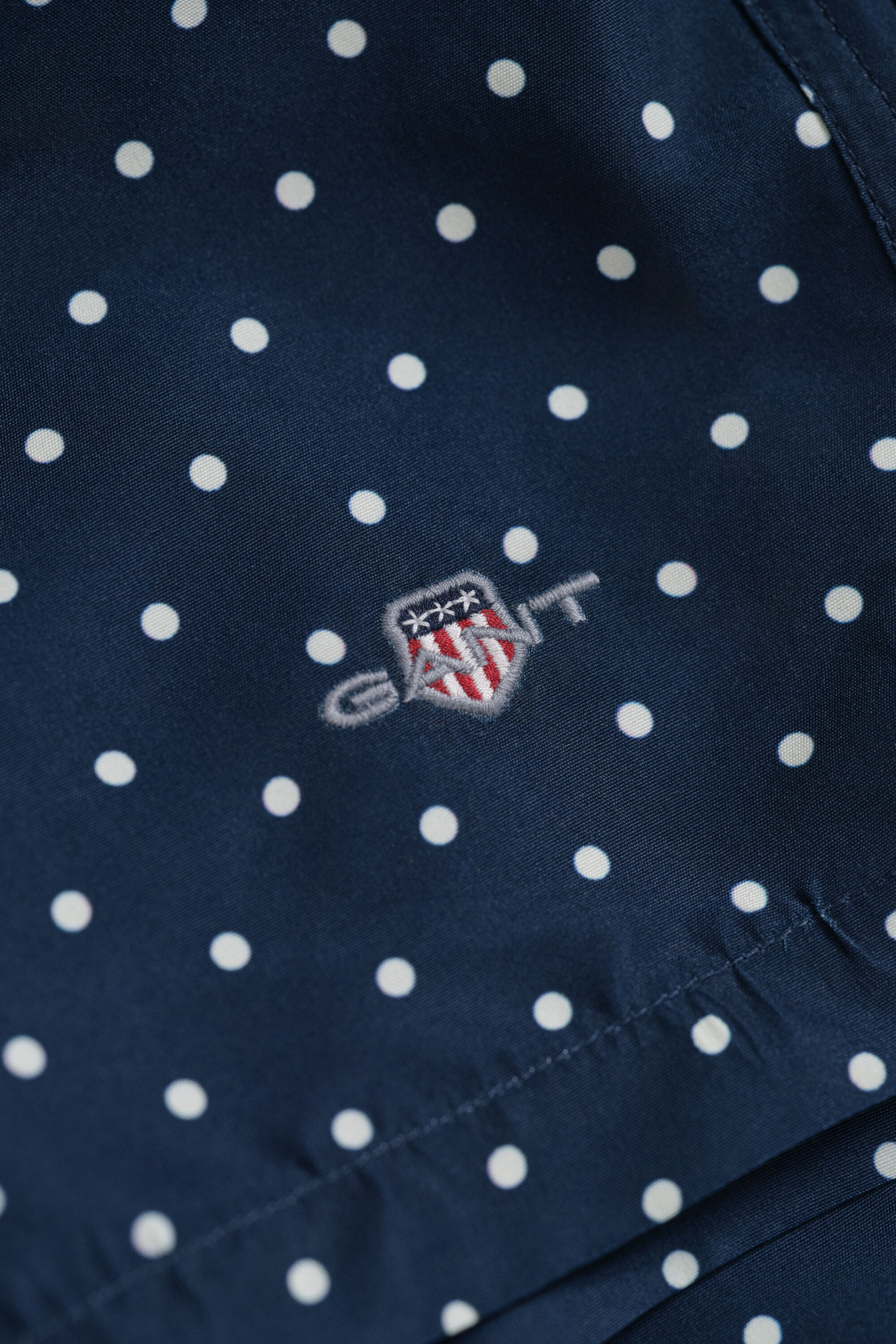 Short de bain à pois imprimés