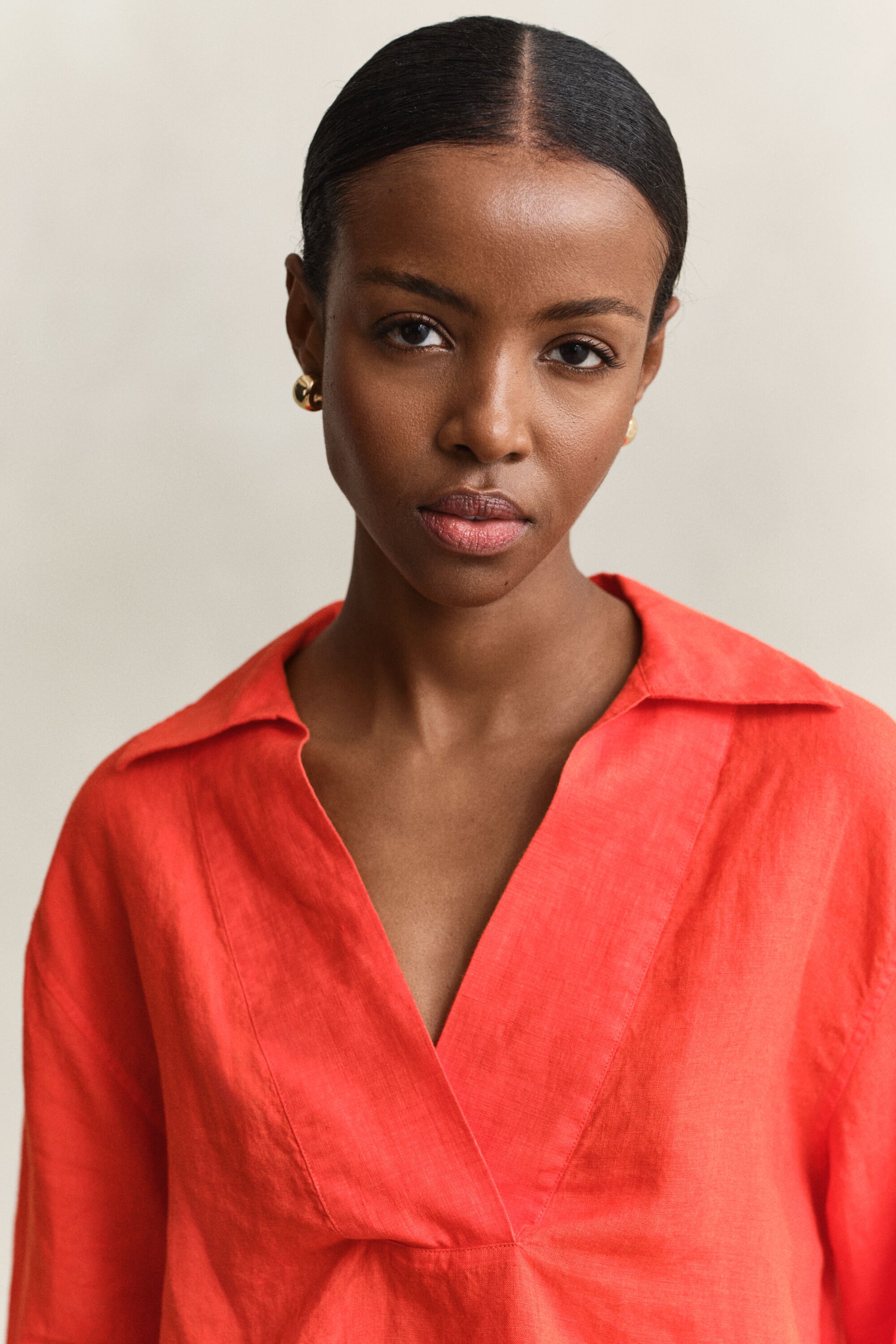 Chemise à encolure ouverte en lin