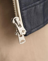 Veste courte en cuir