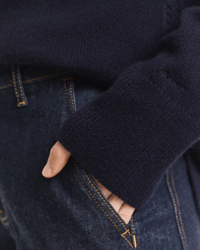 Pull col roulé en laine et cachemire doux