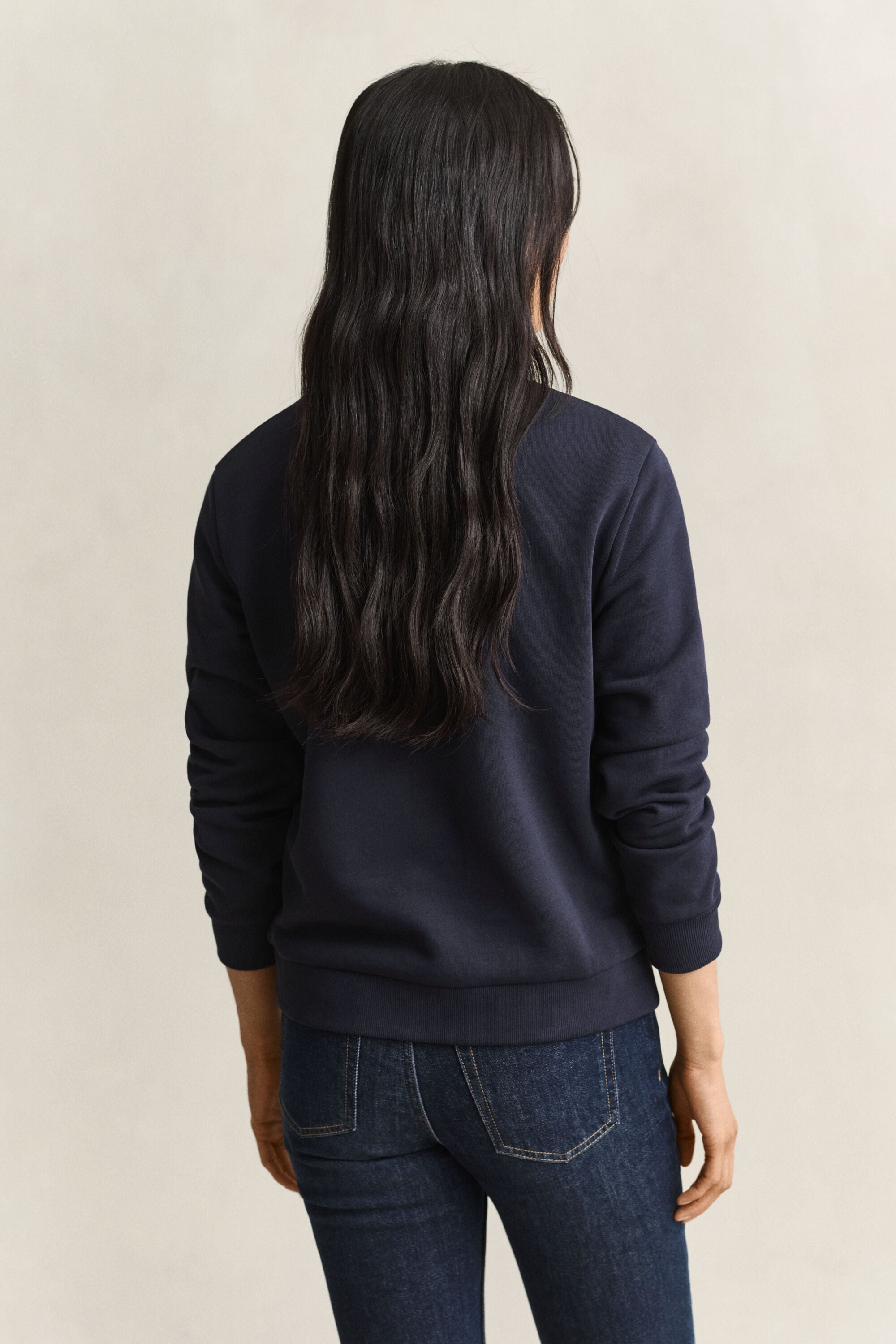 Sweat-shirt avec écusson ton sur ton
