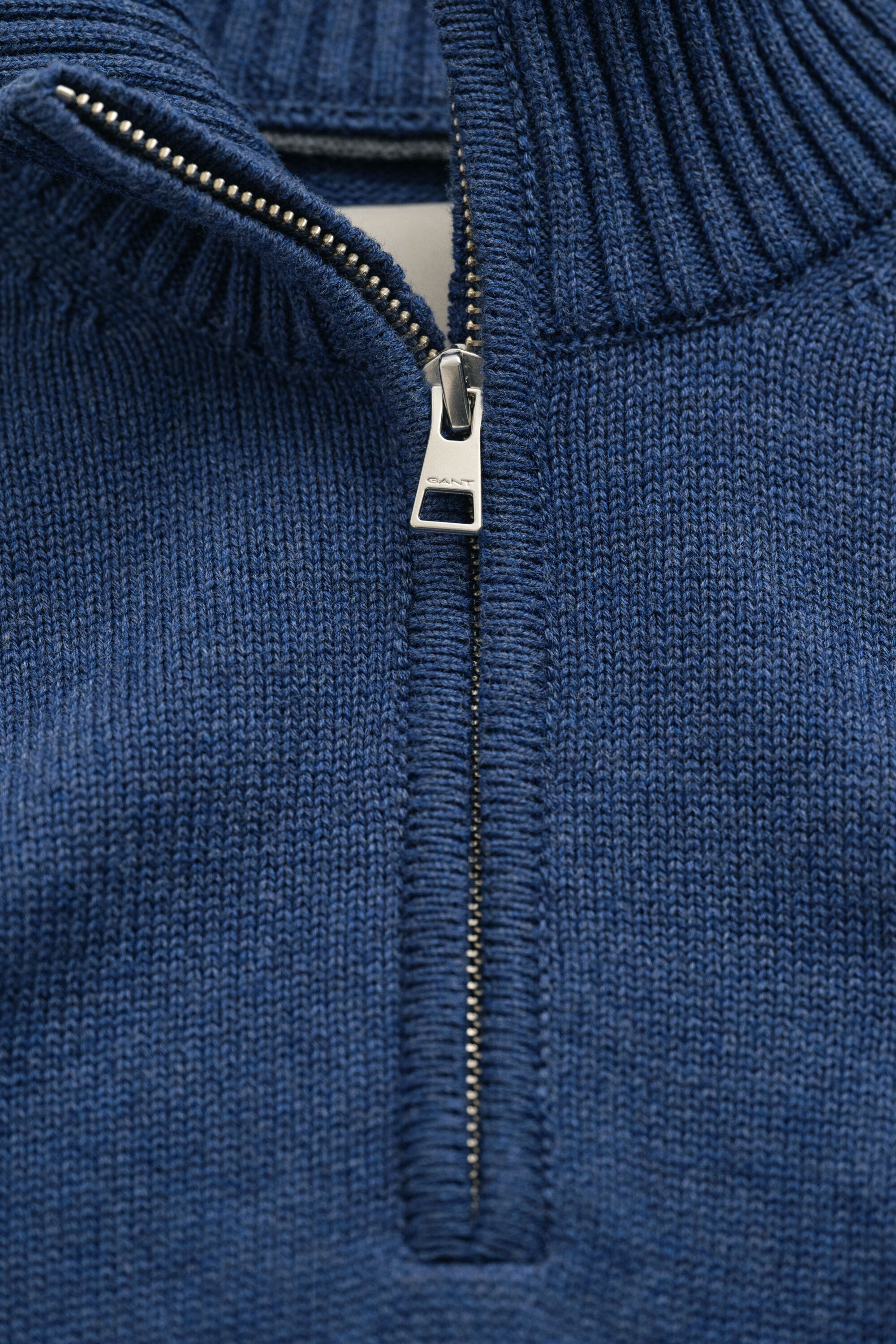 Pull en coton décontracté à demi-zip