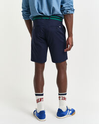 Short coupe slim sportif