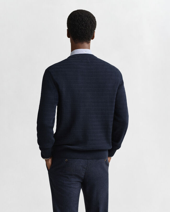 Pull col rond en maille torsadée