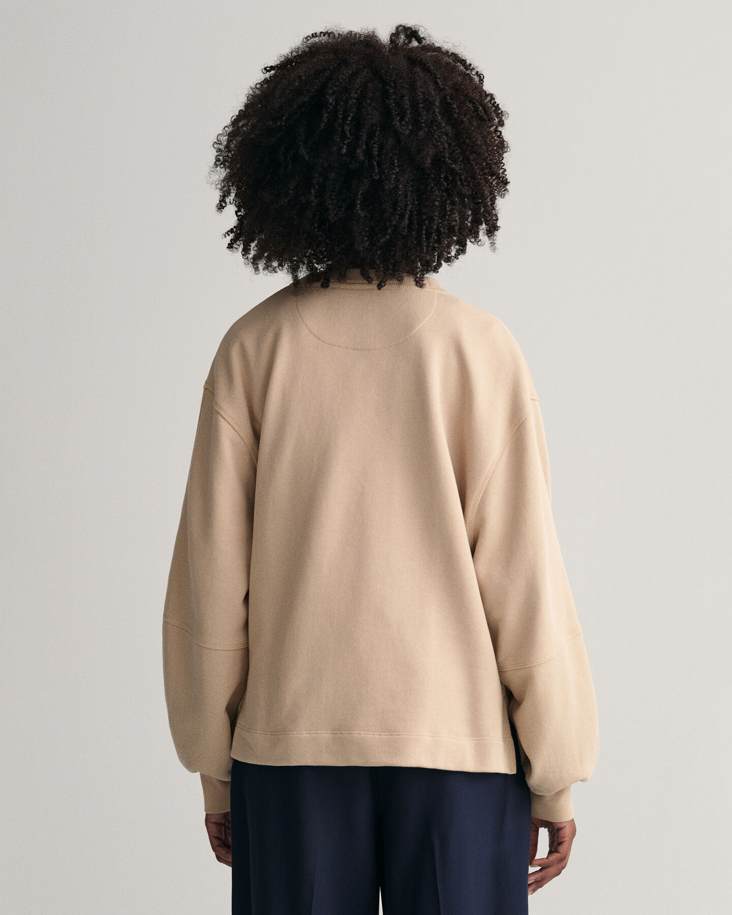 Sweat-shirt à manches volumineuses Logo