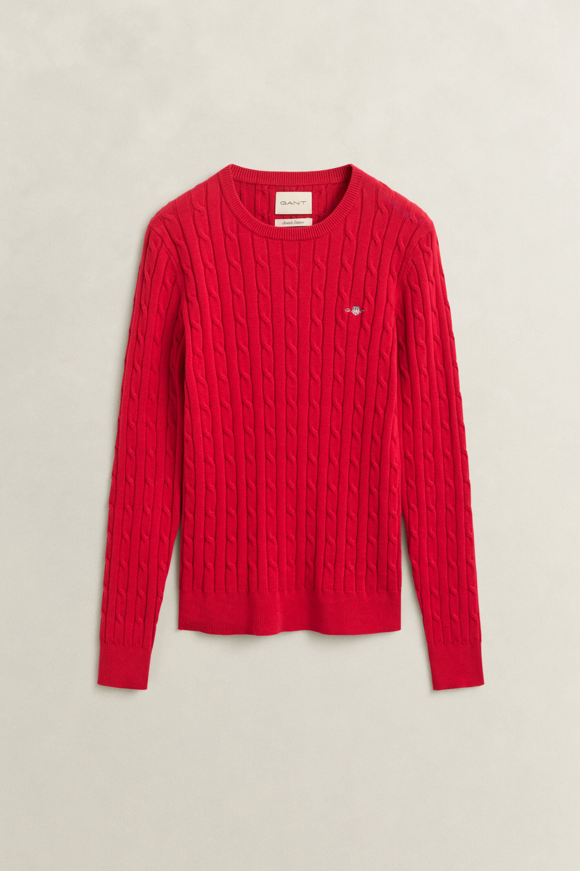 Pull en maille torsadée classique