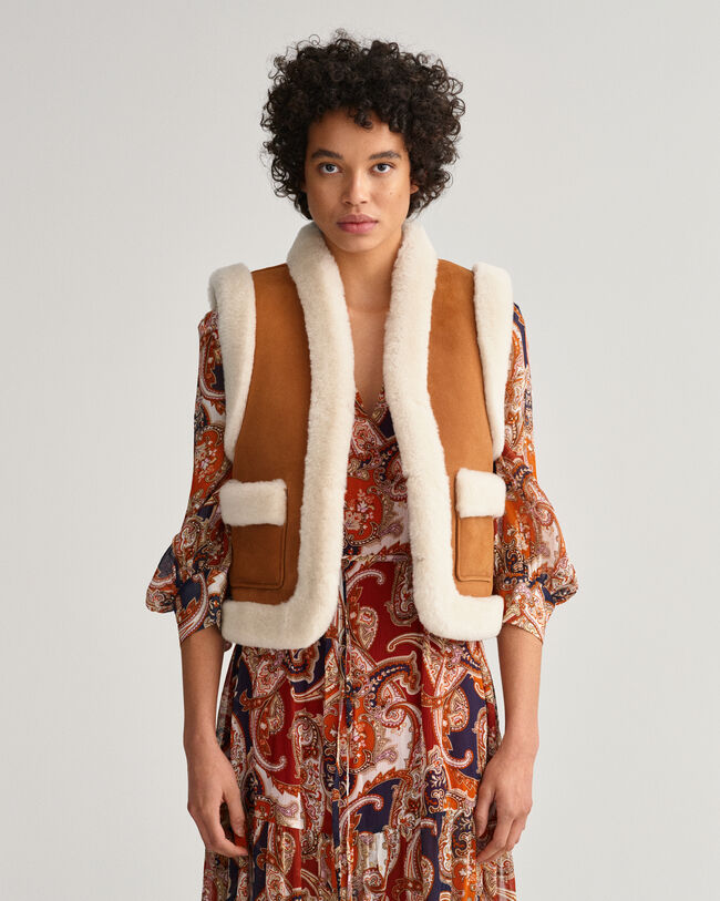 Veste sans manches en peau lainée