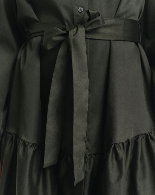 Robe en satin de coton à manches longues