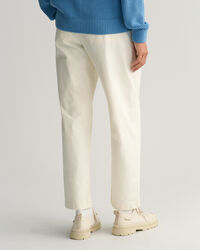 Pantalon chino relaxed fit pliss&eacute;