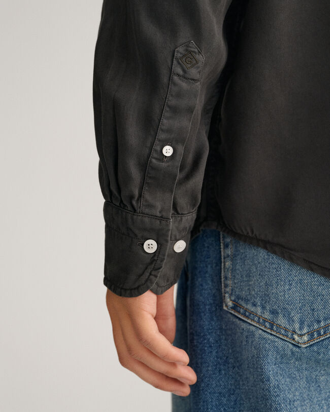 Chemise relaxed fit en lyocell teint en pi&egrave;ce