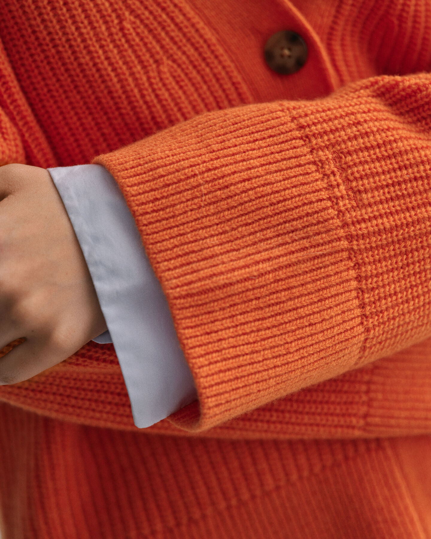 Cardigan en laine côtelée