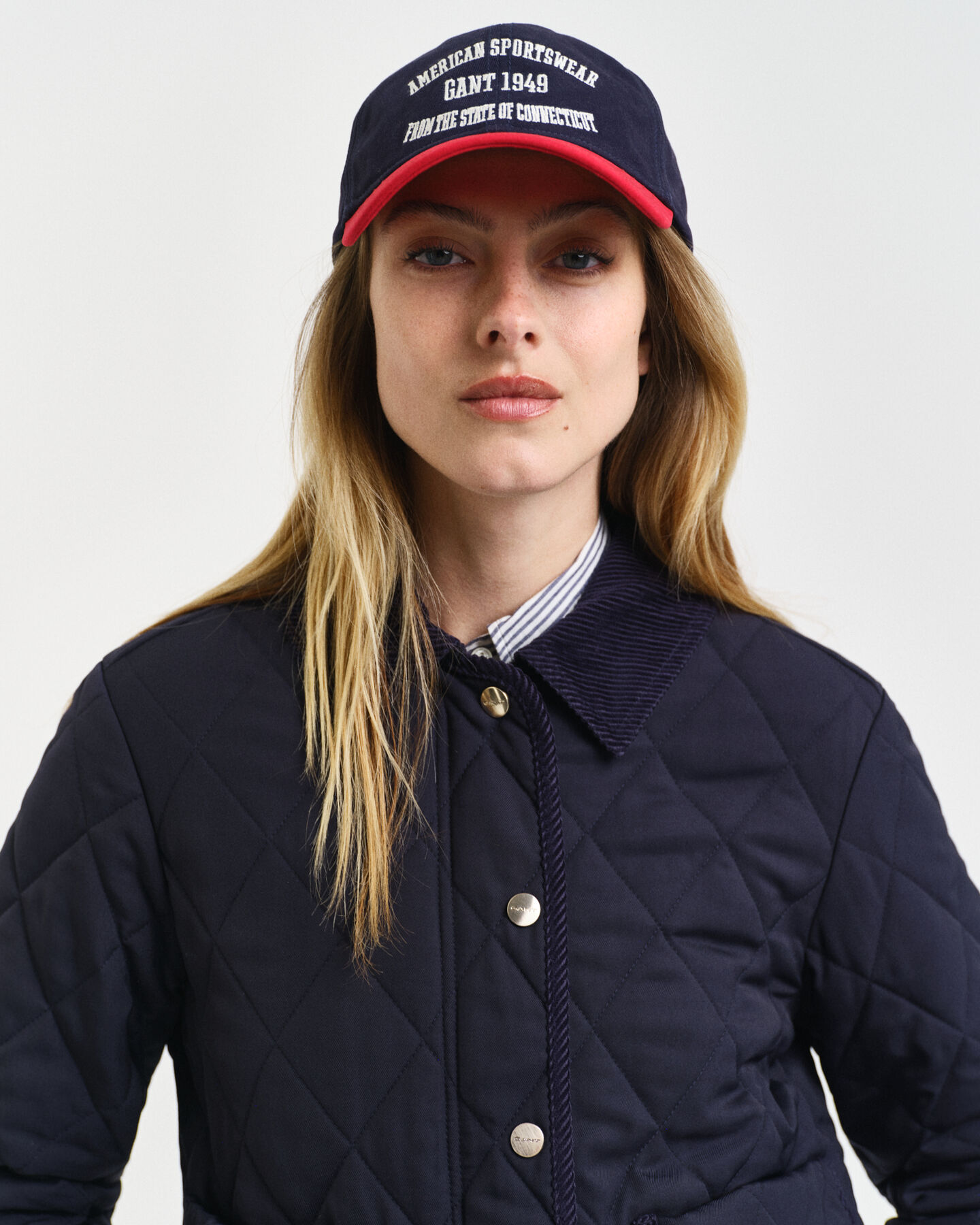 Veste matelassée avec finitions en velours côtelé