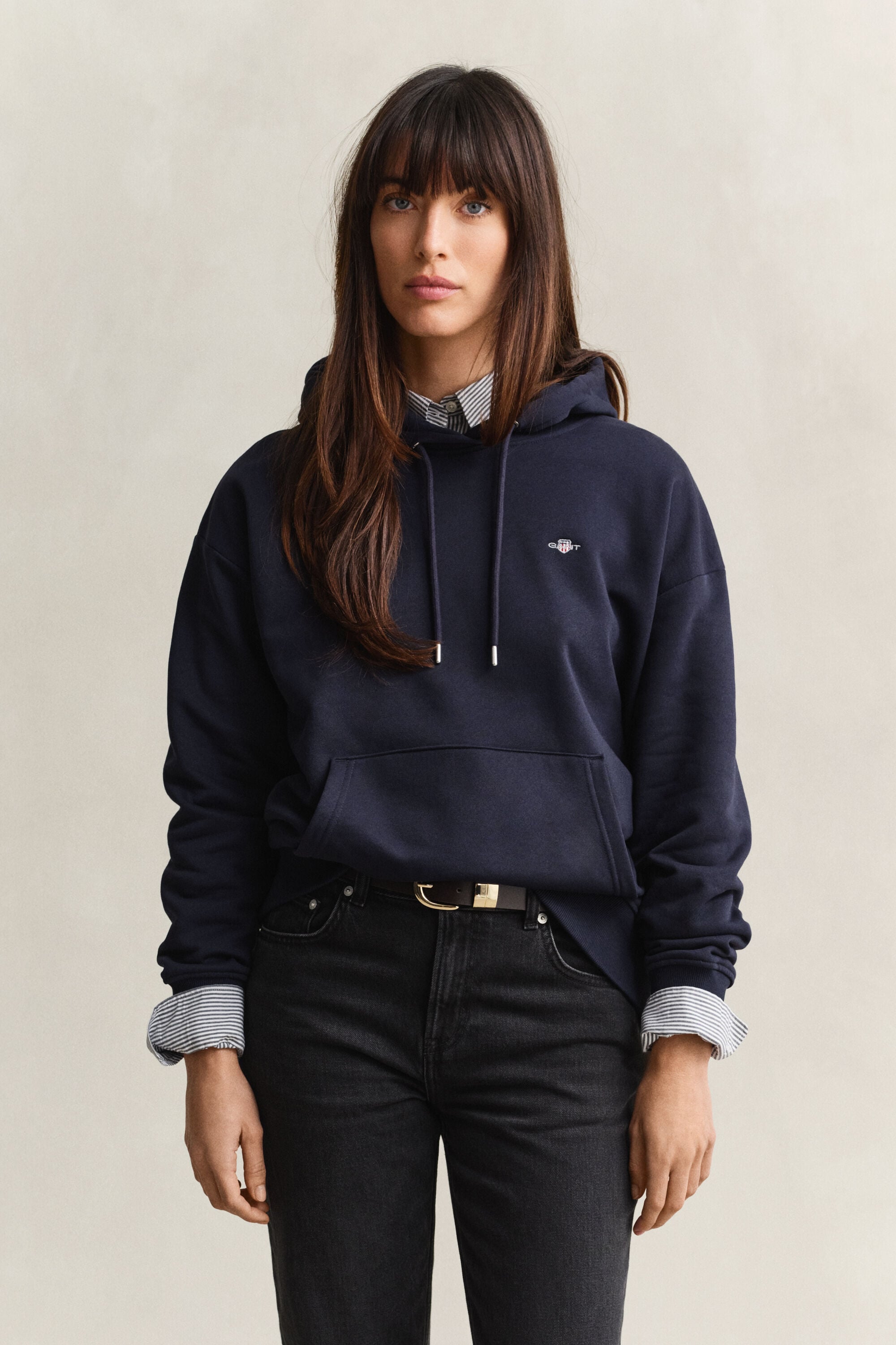 Sweat à capuche avec écusson