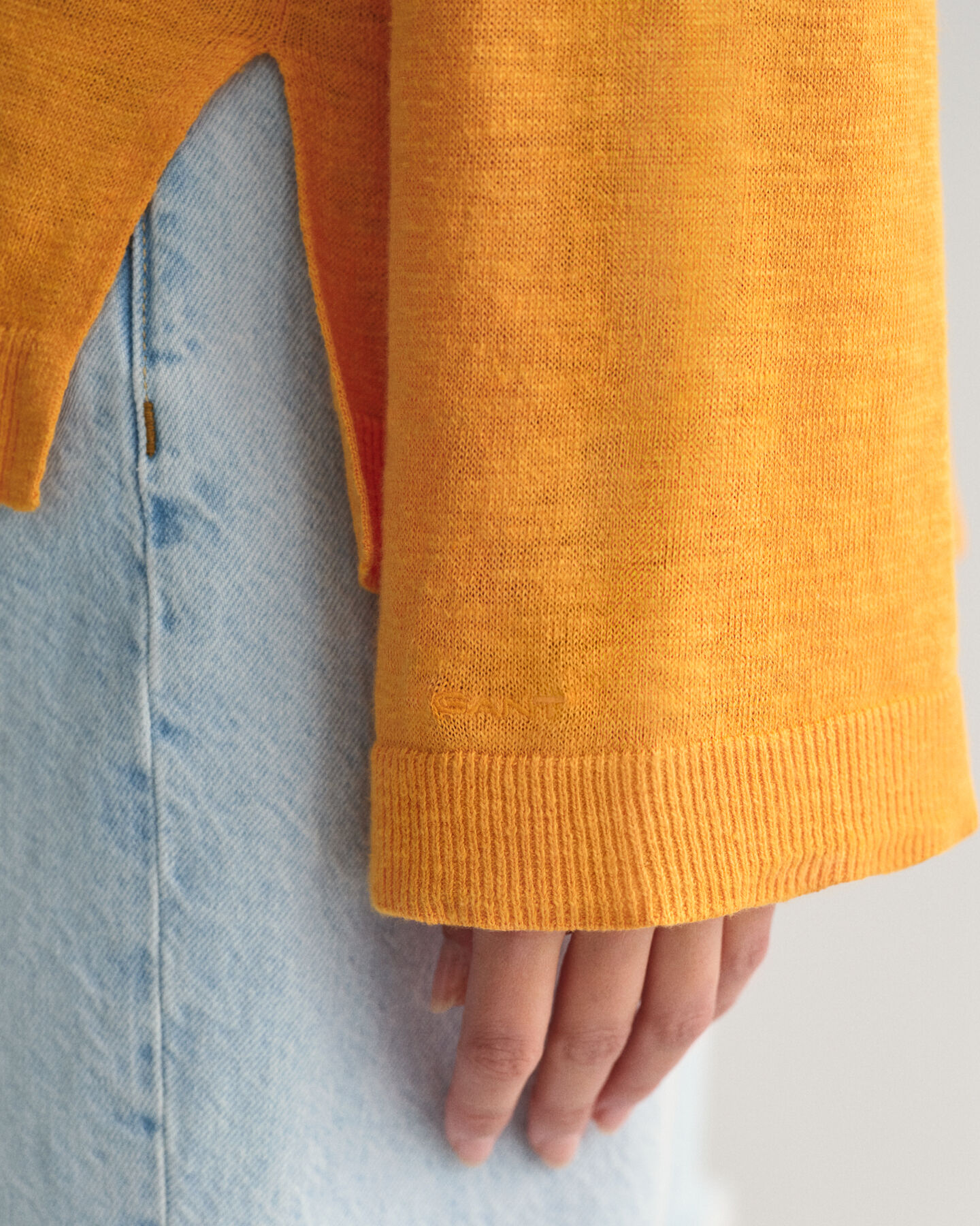 Pull col V en lin m&eacute;lang&eacute;