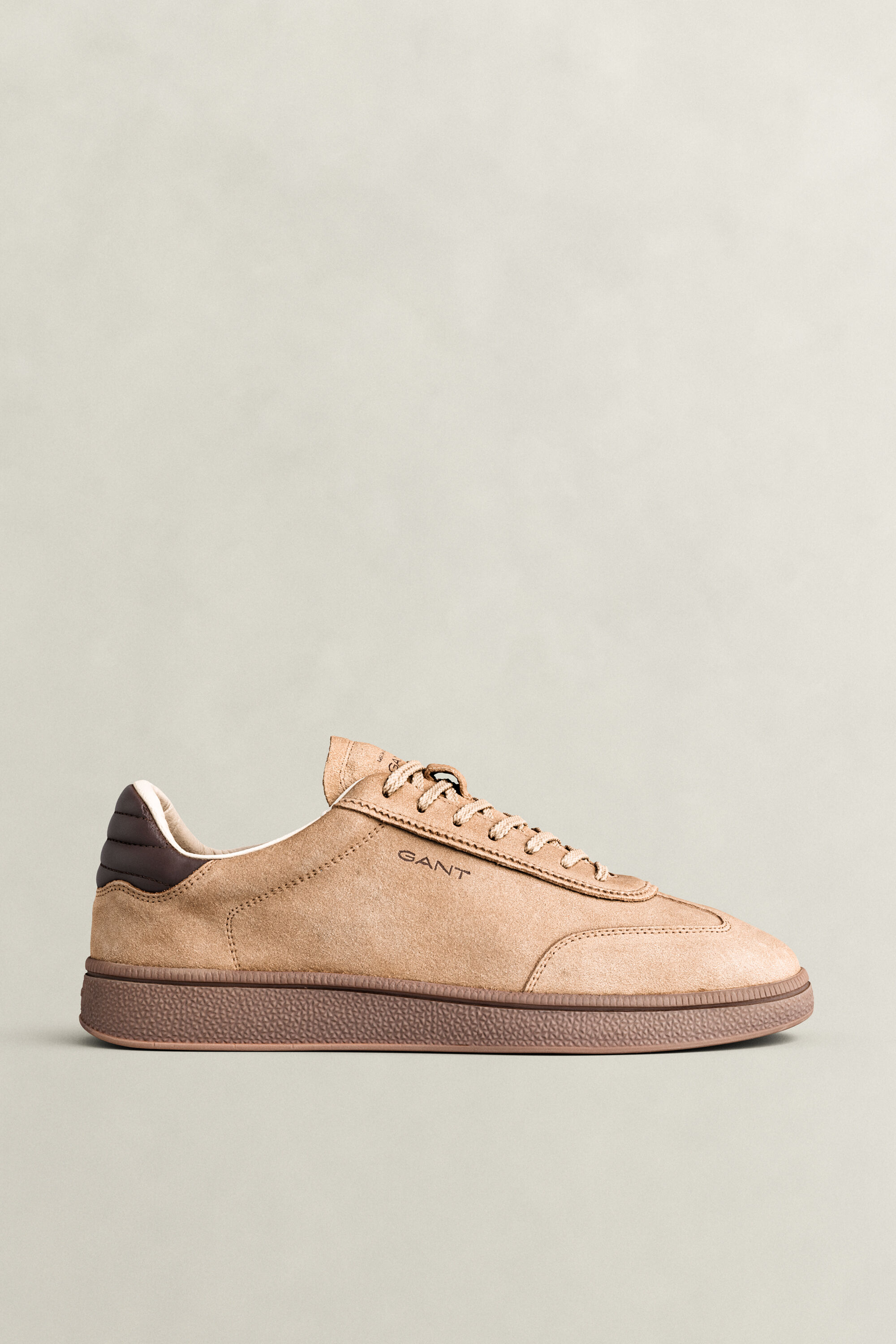 Baskets en daim Cuzmo