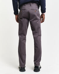 Pantalon chino coupe slim en sergé