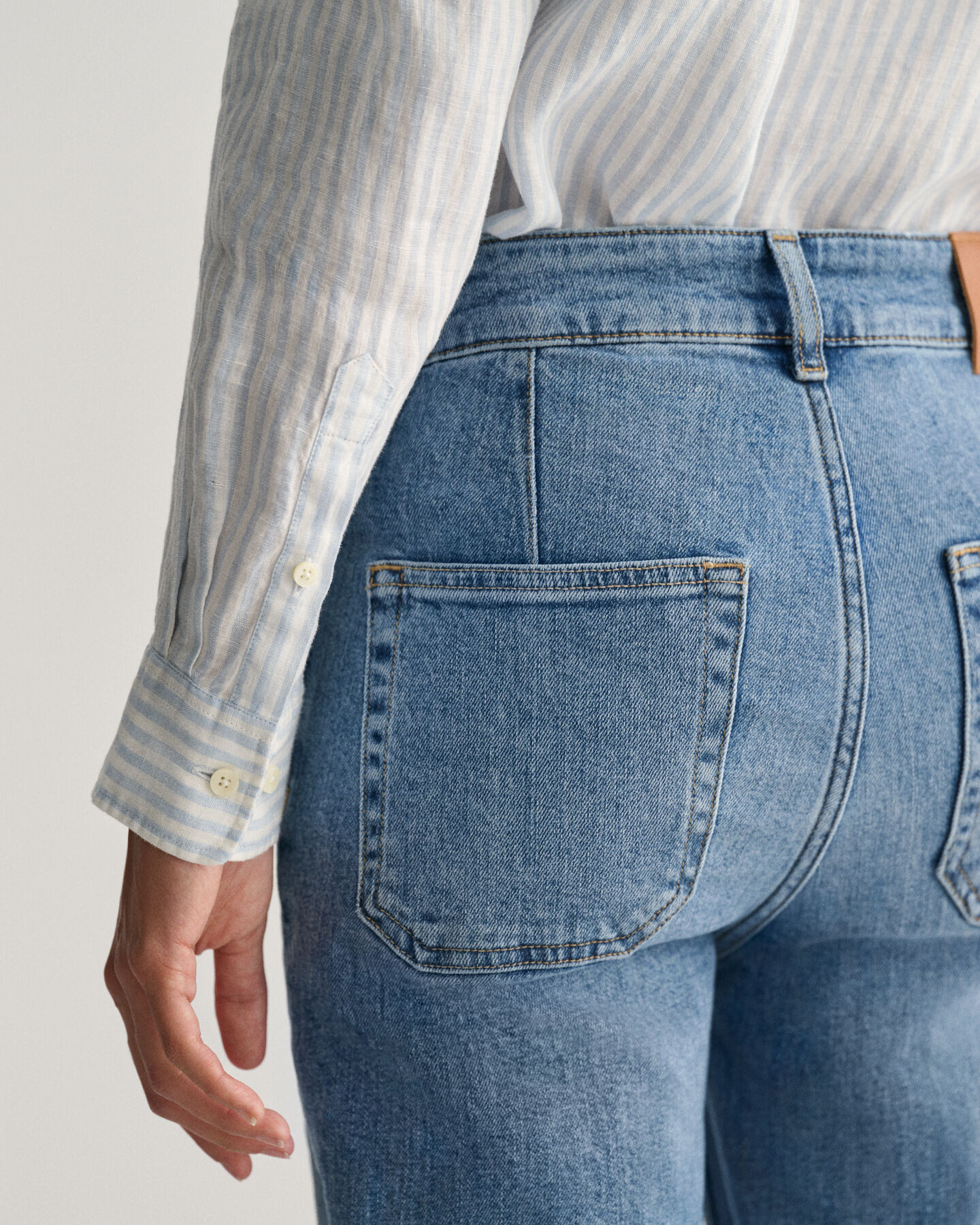 Chemise regular fit en lin à rayures