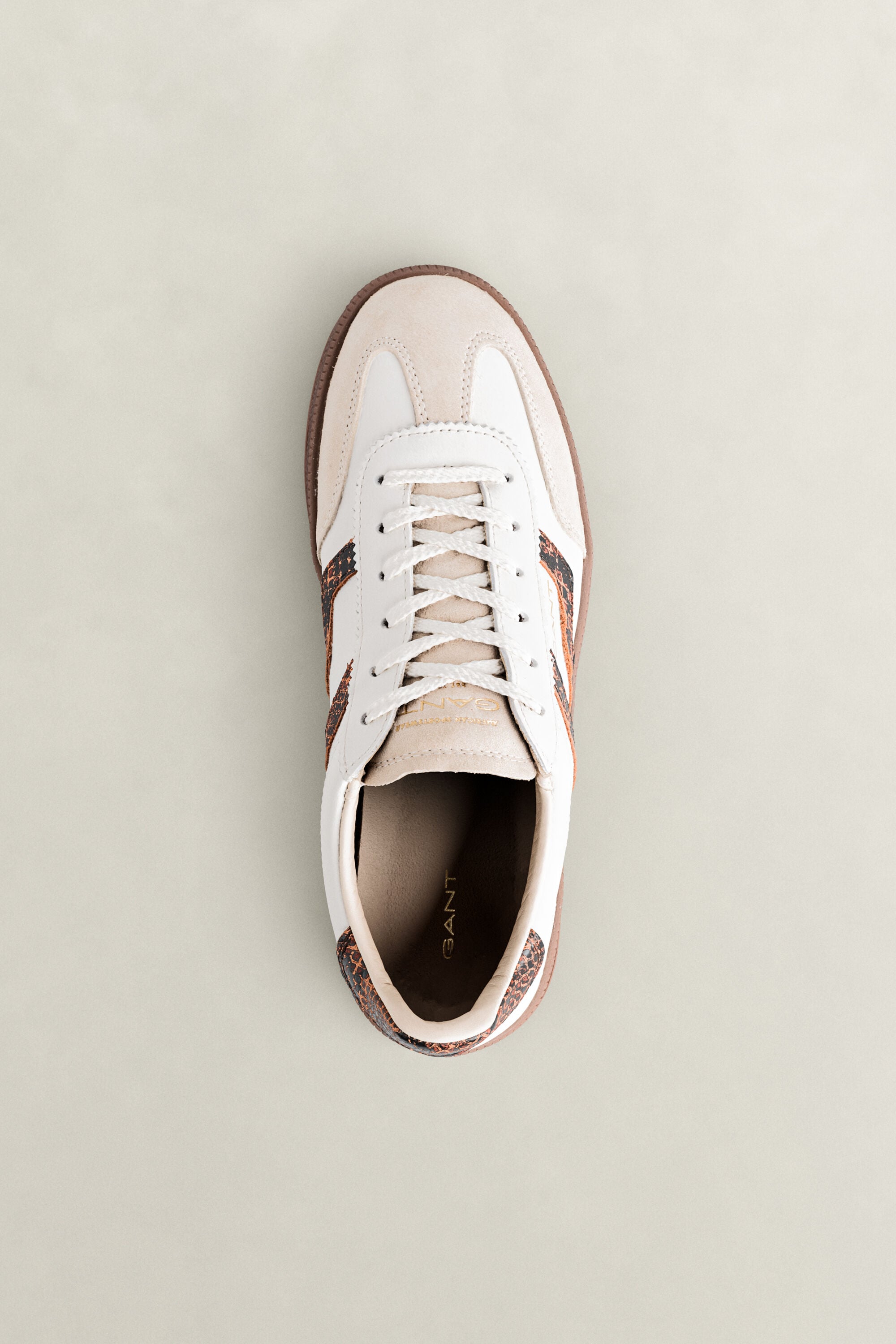 Baskets en daim et cuir Cuzima