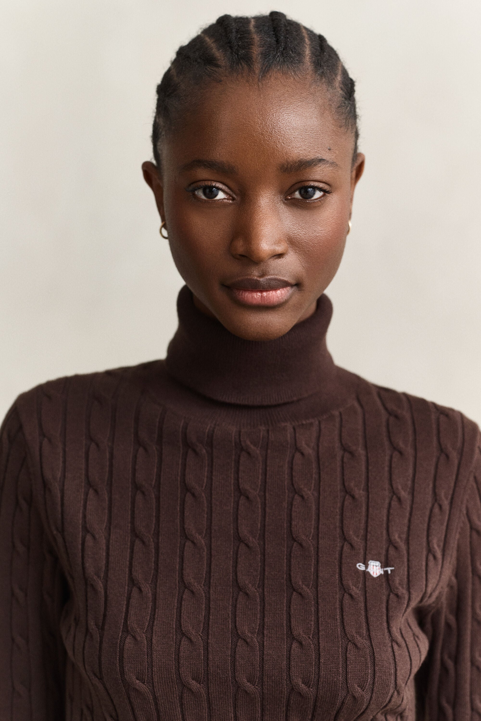 Pull col roulé en maille de coton stretch à torsades