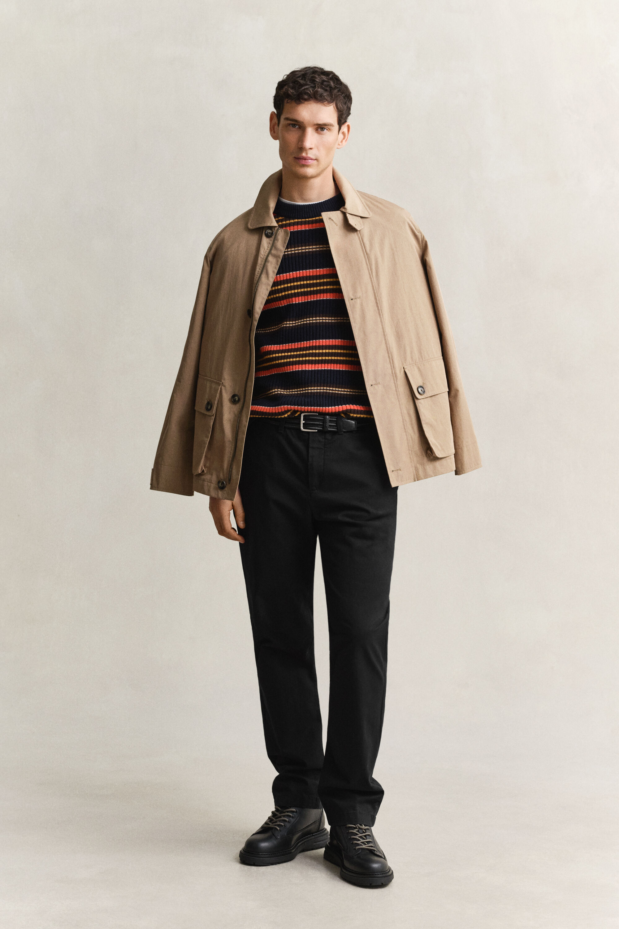 Pantalon chino classique coupe regular