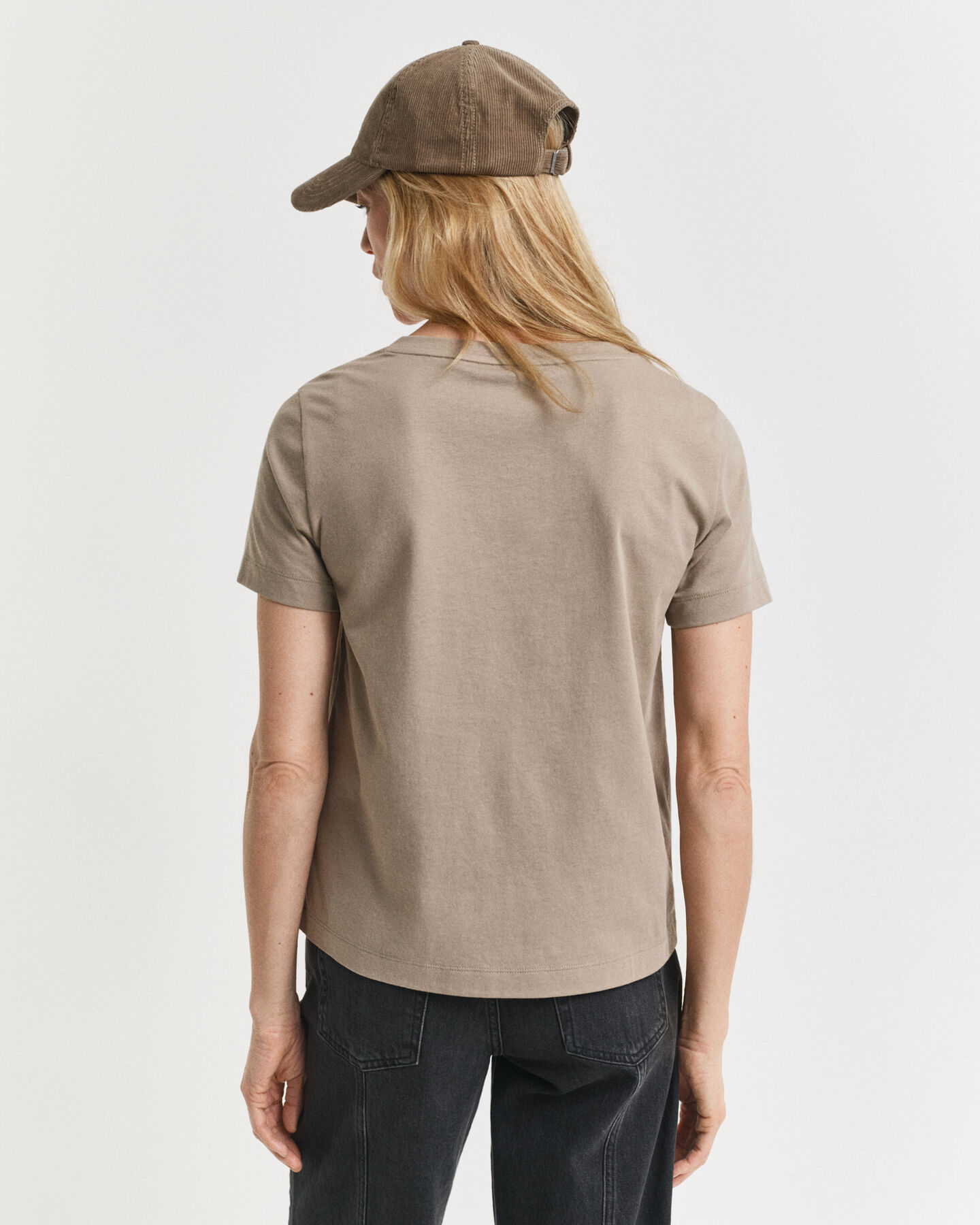 T-shirt col V Shield