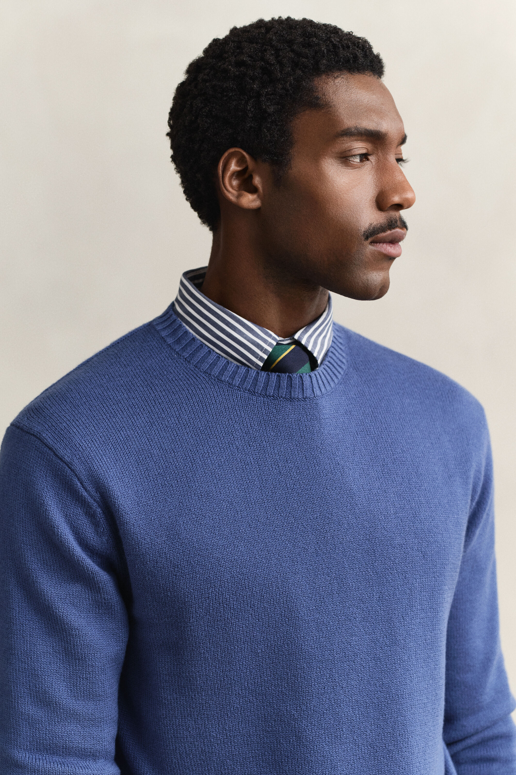 Pull col rond en coton mélangé