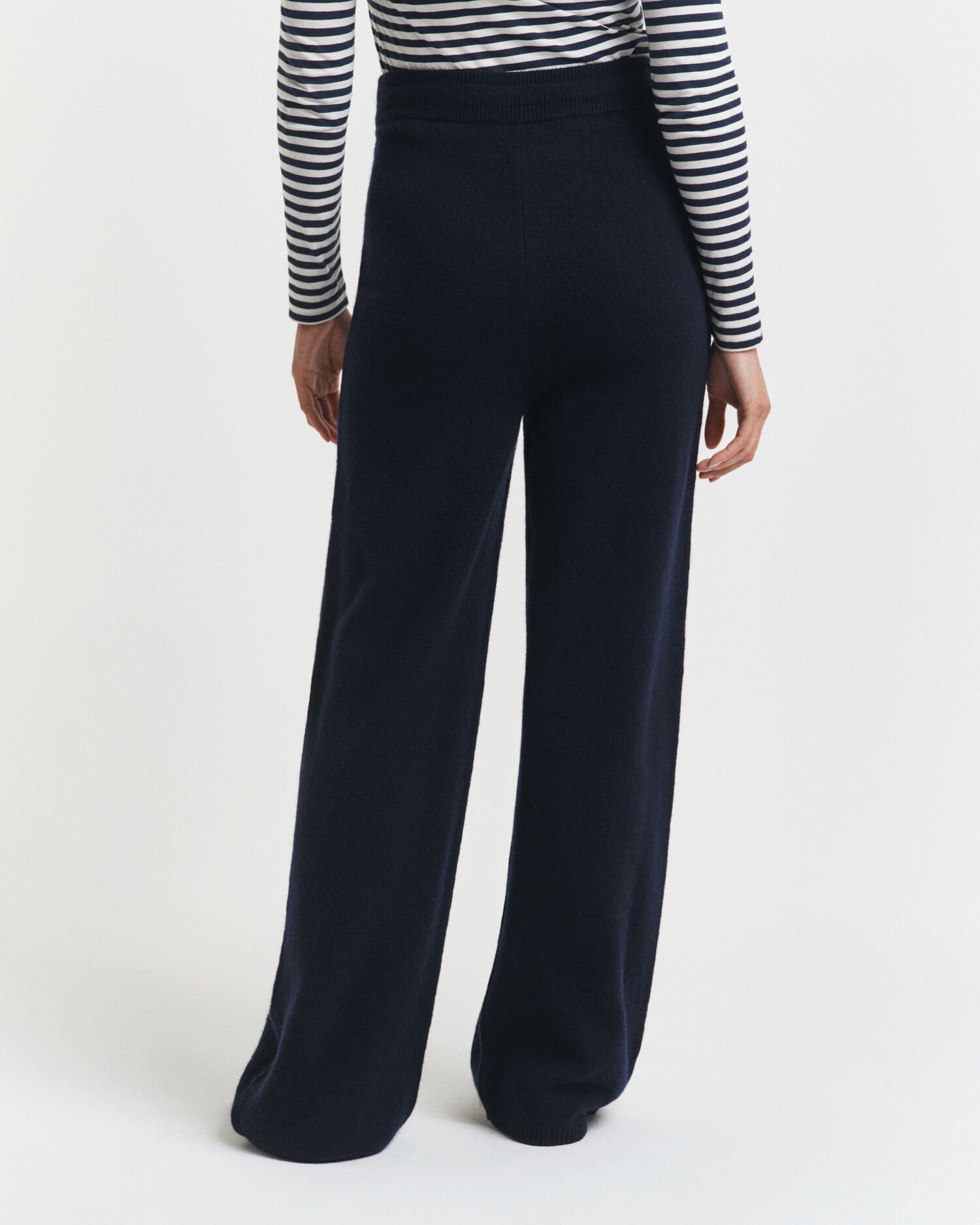 Pantalon en laine tricotée