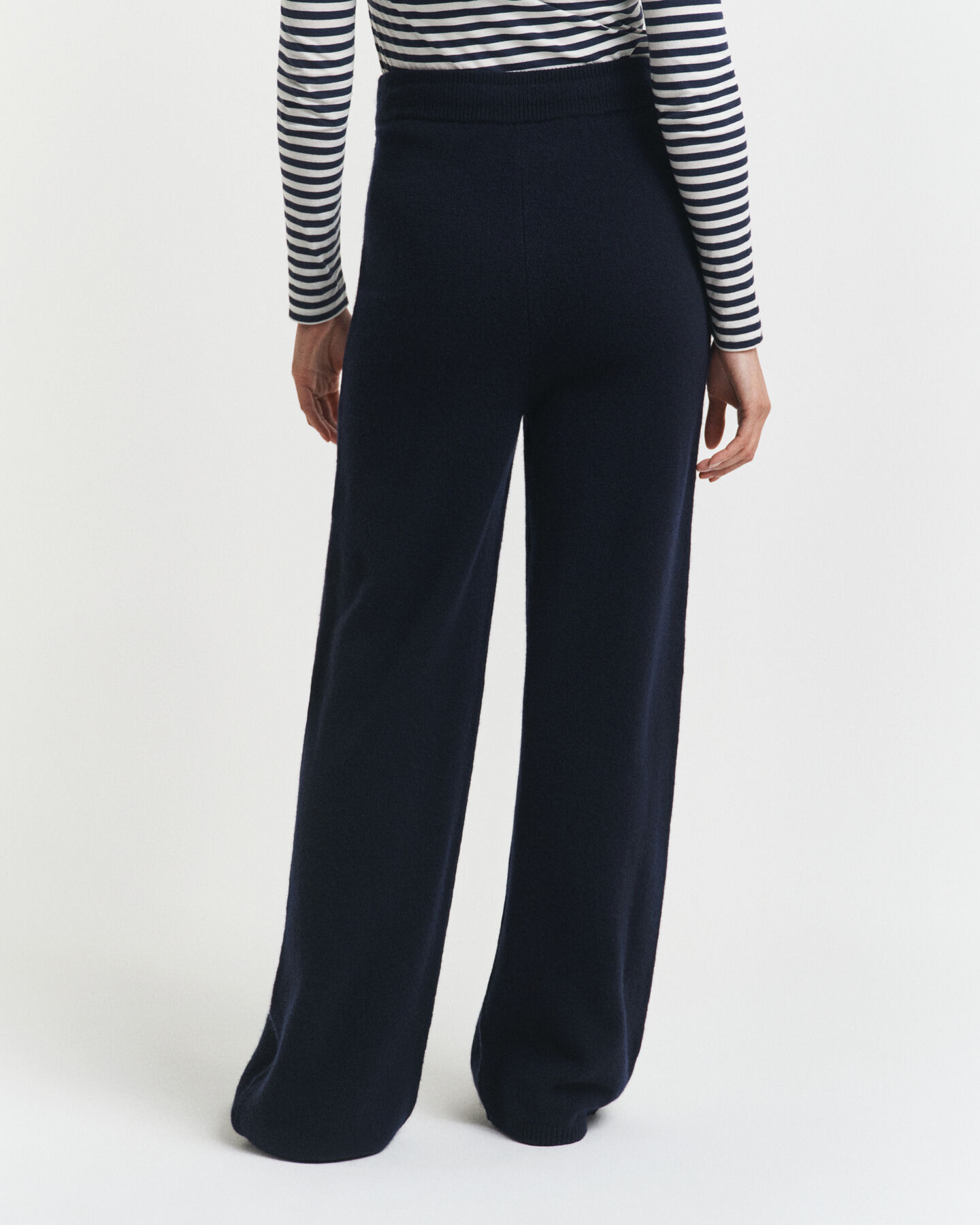 Pantalon en laine tricotée