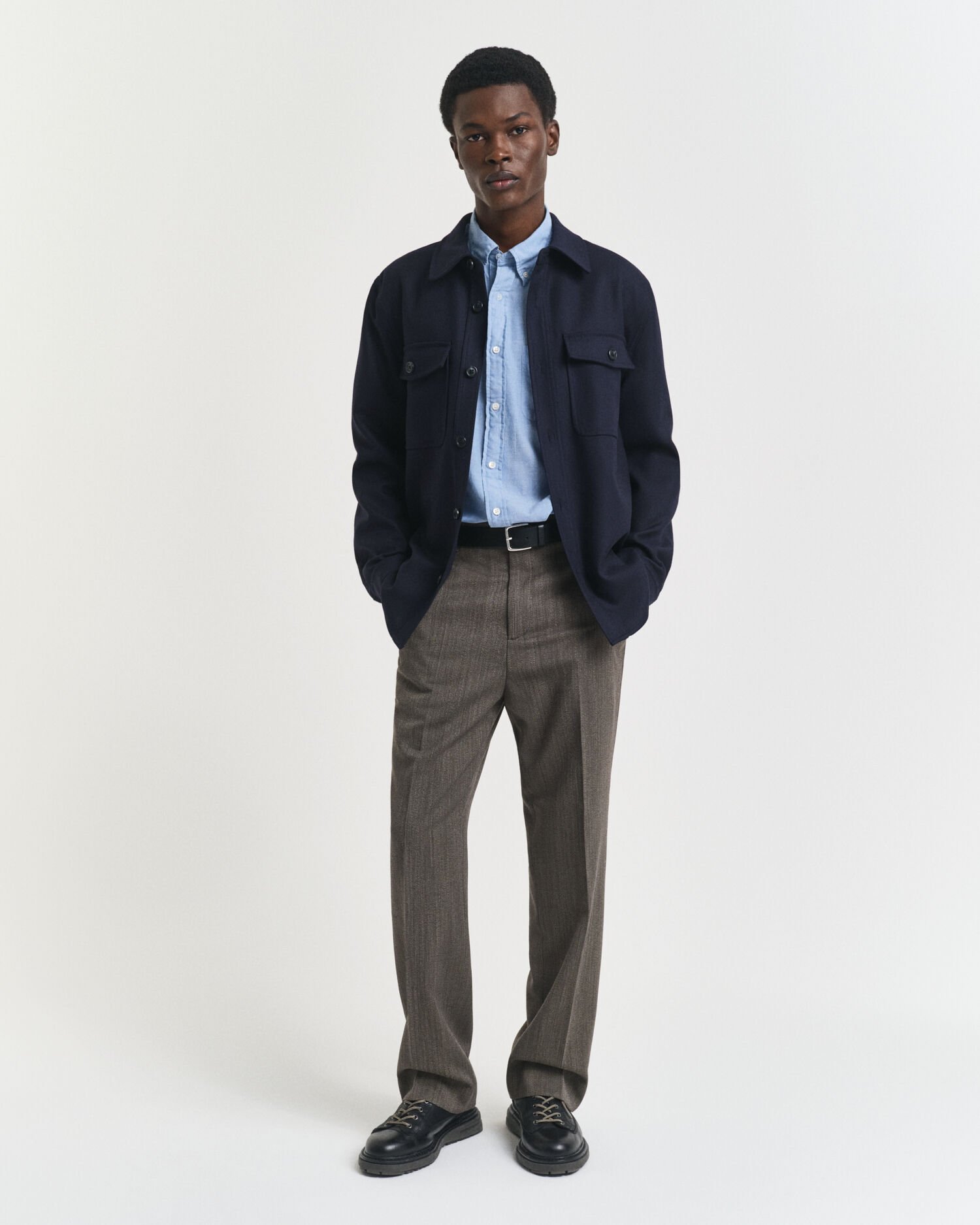 Pantalon de costume à chevrons