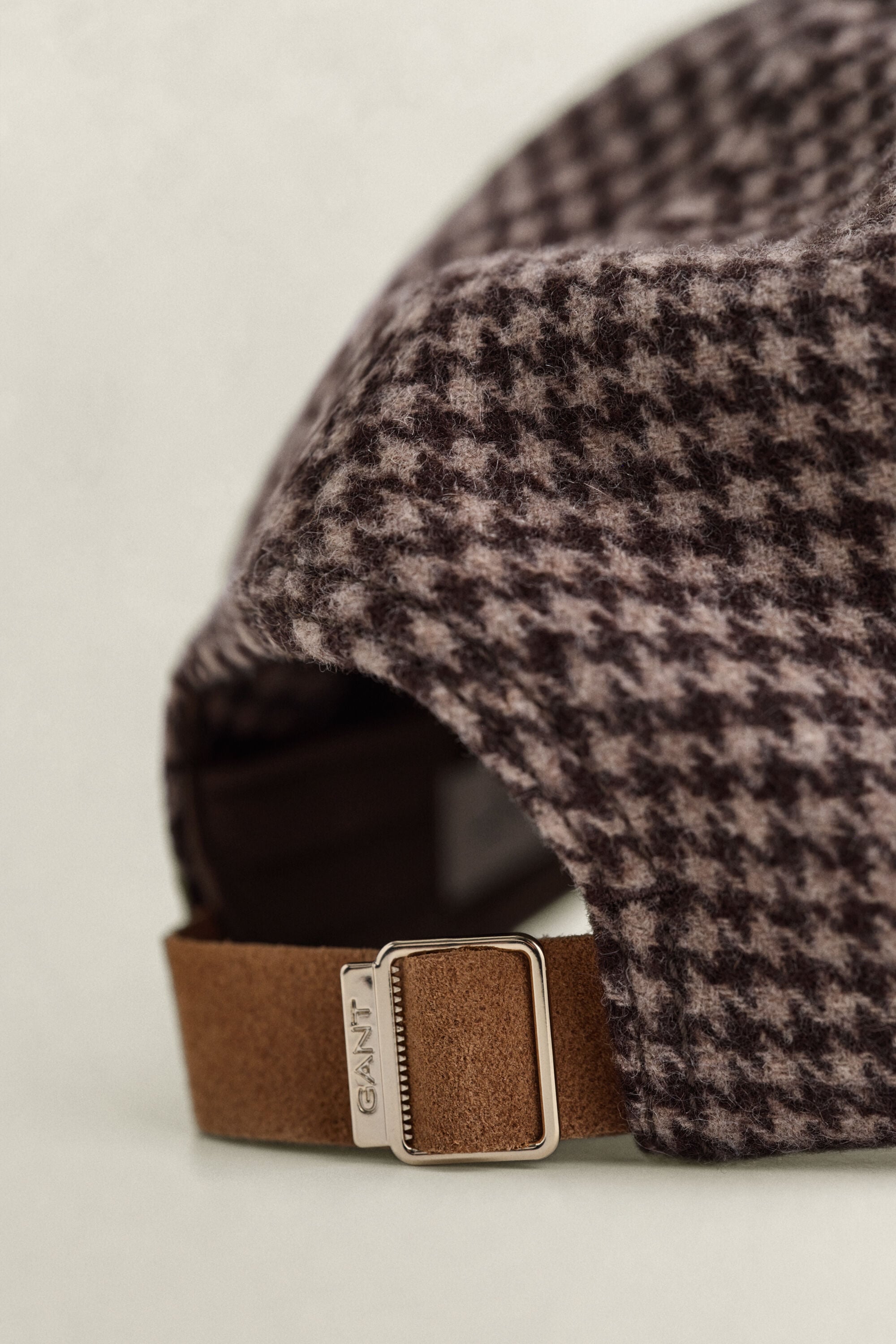 Casquette en laine à carreaux