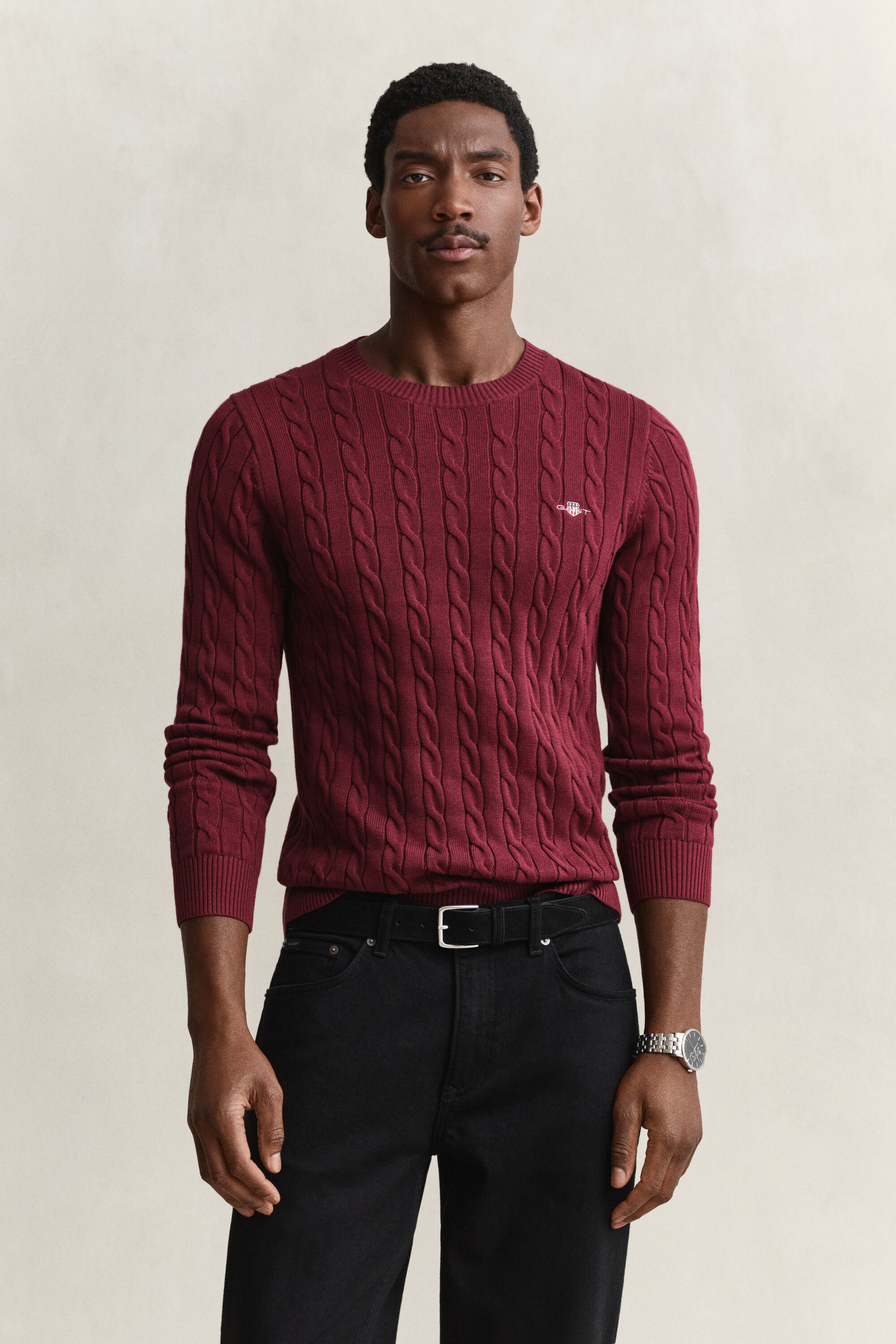 Pull en maille torsadée classique