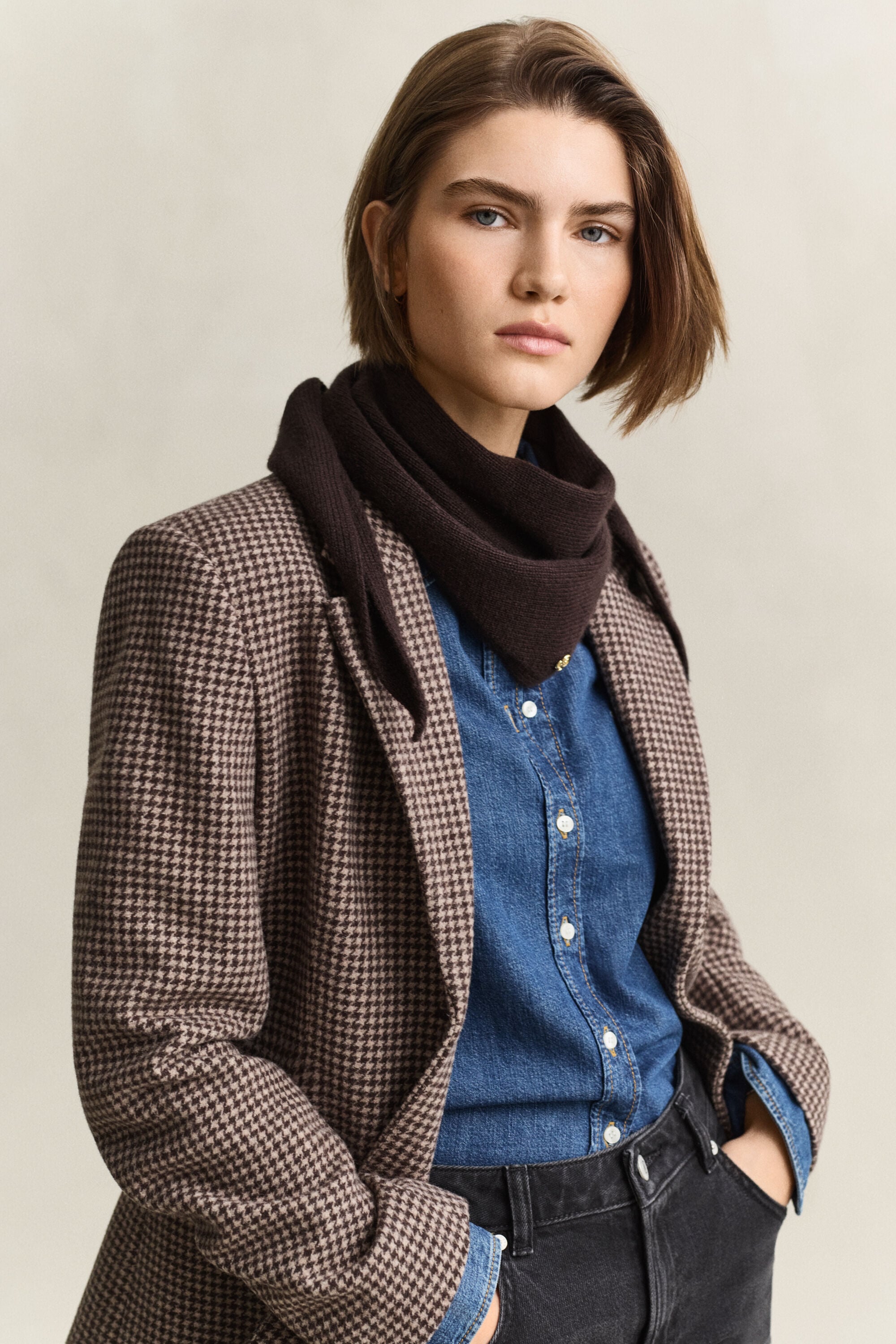 Foulard triangulaire en laine et cachemire