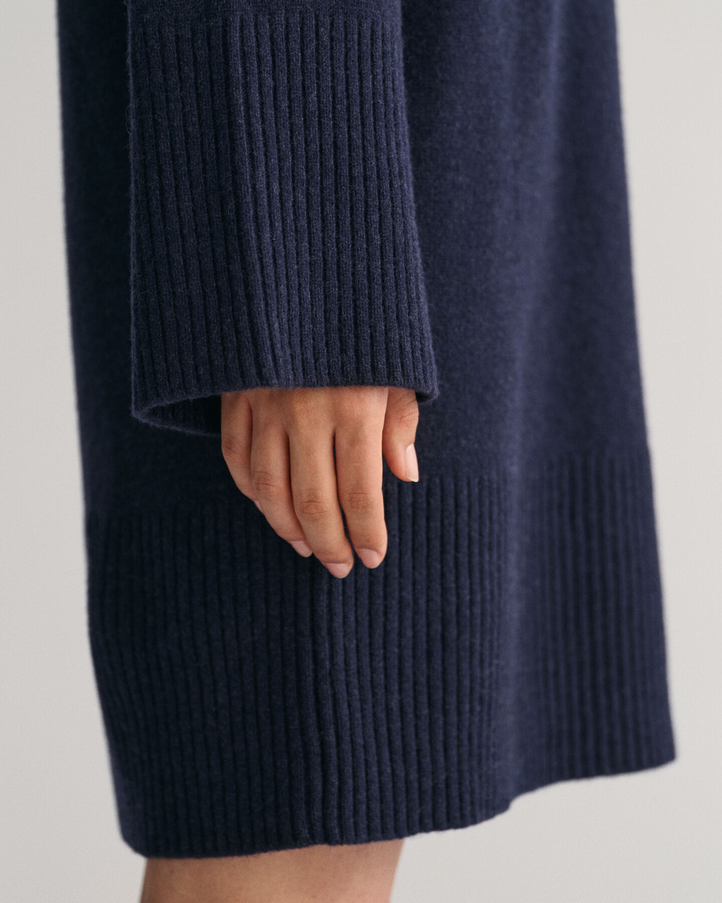 Robe col roul&eacute; Lounge