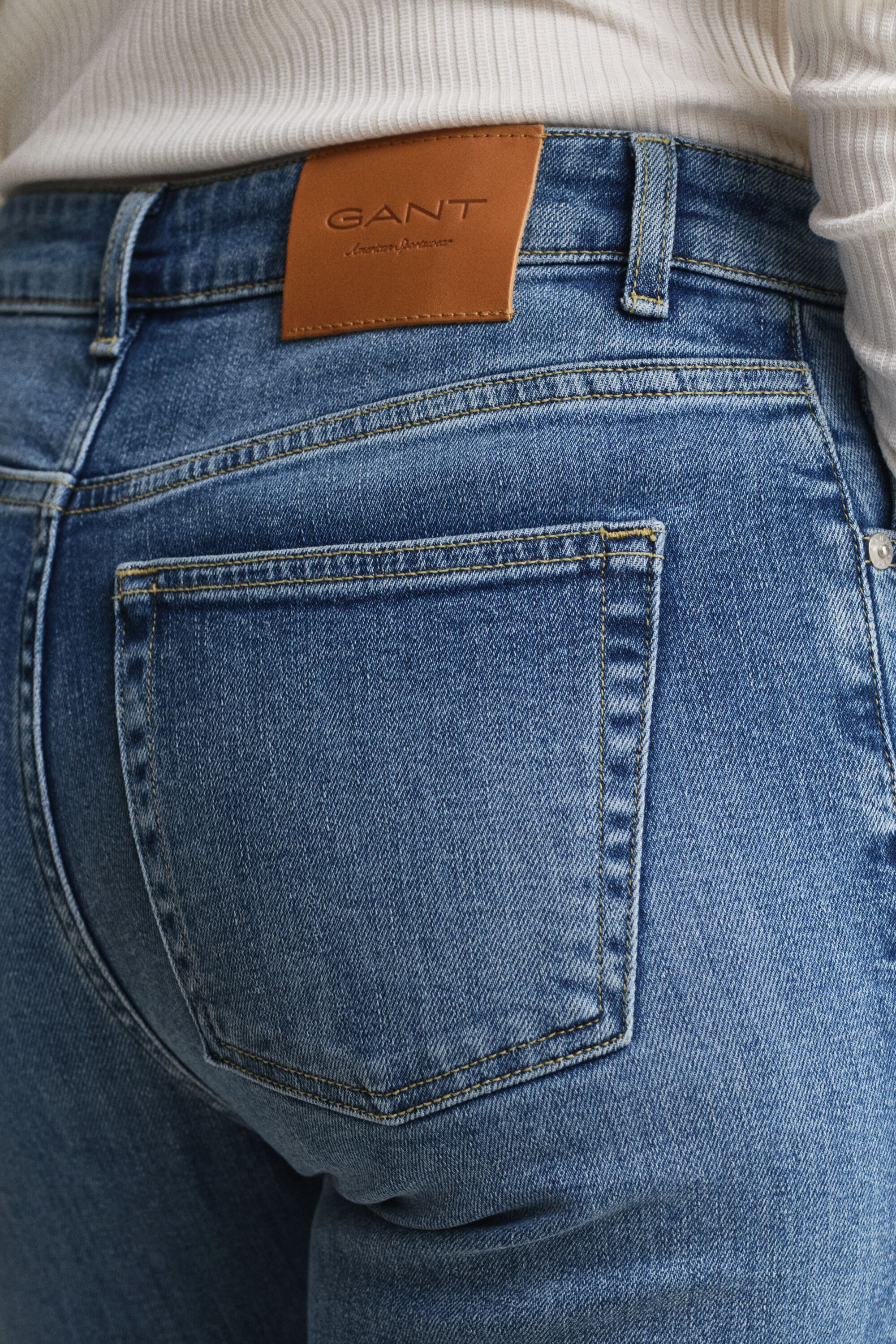 Jean stretch coupe slim évasé